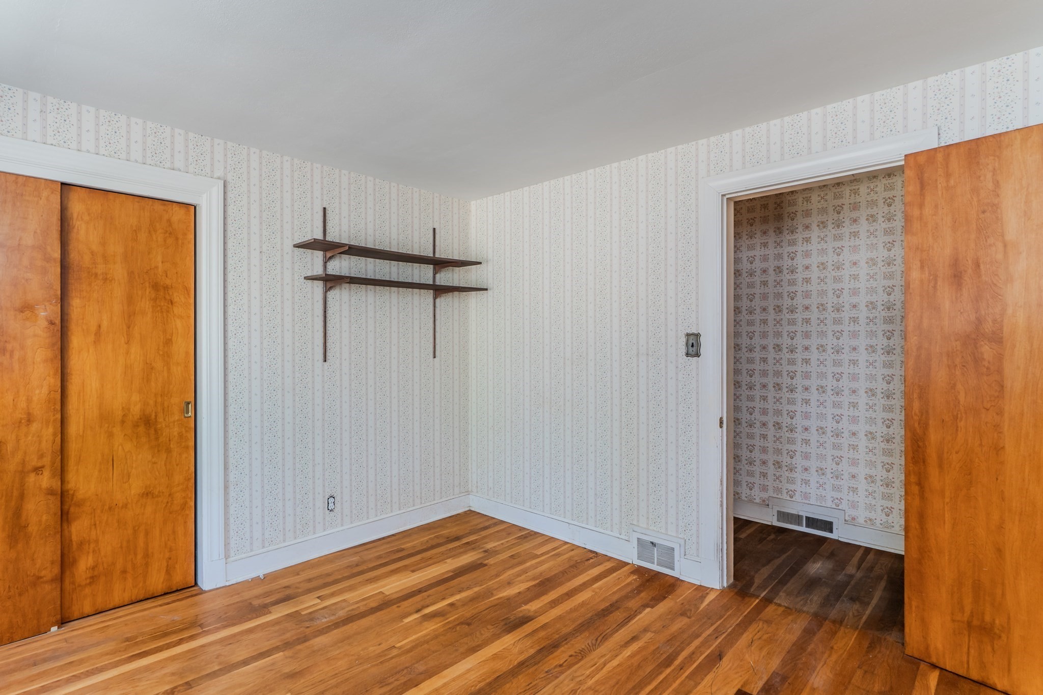 34 Brookside Ave, Greenfield, MA 01301 - Image 16