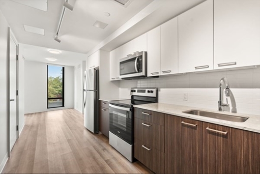 280 Western Ave, Apt 202