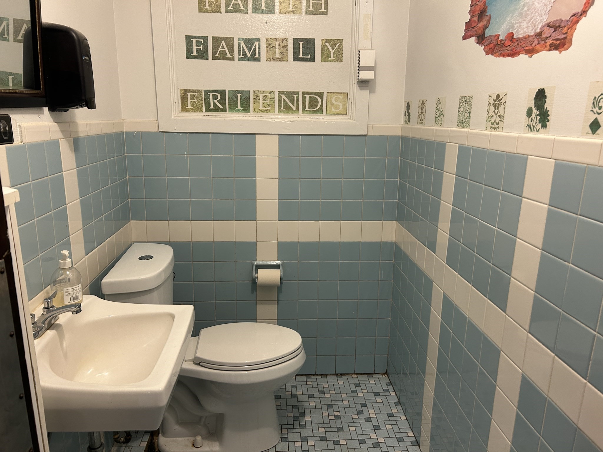 311 Merrimack St Unit Right, Lawrence, MA 01841 - Image 4