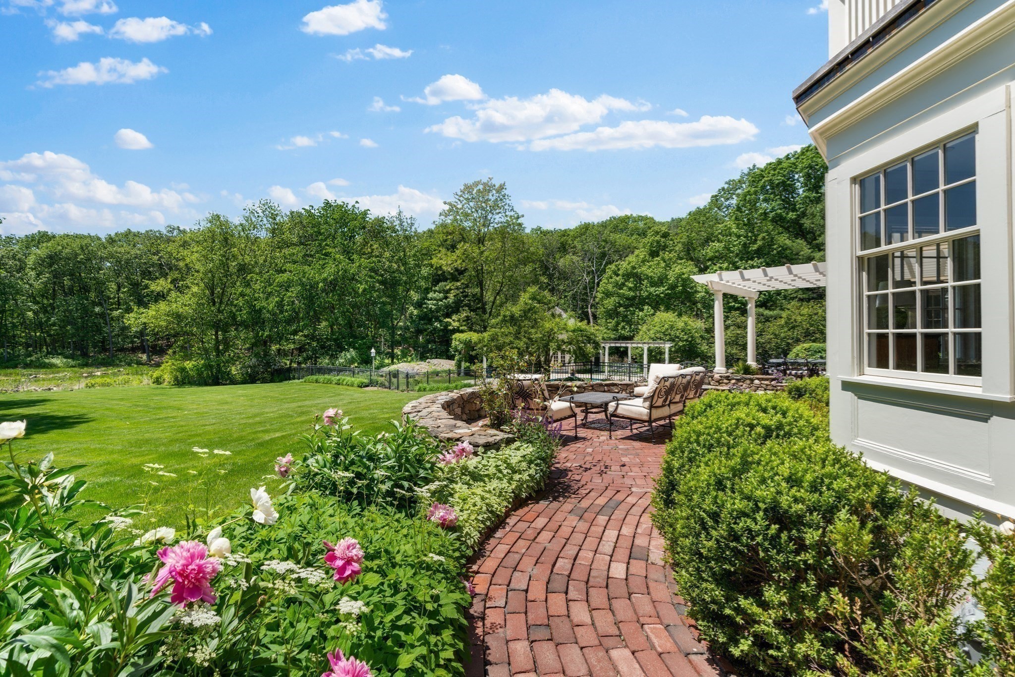 26 Longmeadow Dr, Westwood, MA 02090 - Image 9