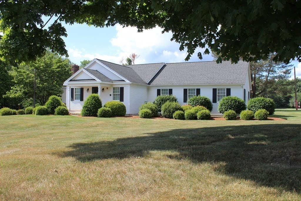 1 Uxbridge Rd, Mendon, MA 01756 - Image 2