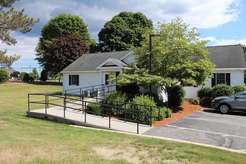 1 Uxbridge Rd, Mendon, MA 01756 - Image 6