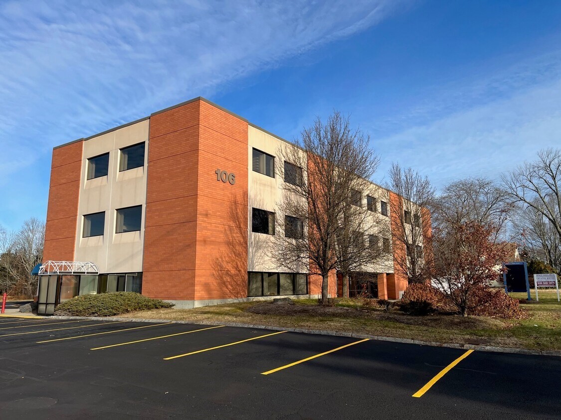 106 E Main St, Westborough, MA 01581 - Image 2