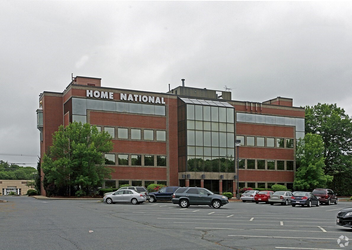 100 Medway Rd Unit 204, Milford, MA 01757 - Image 2