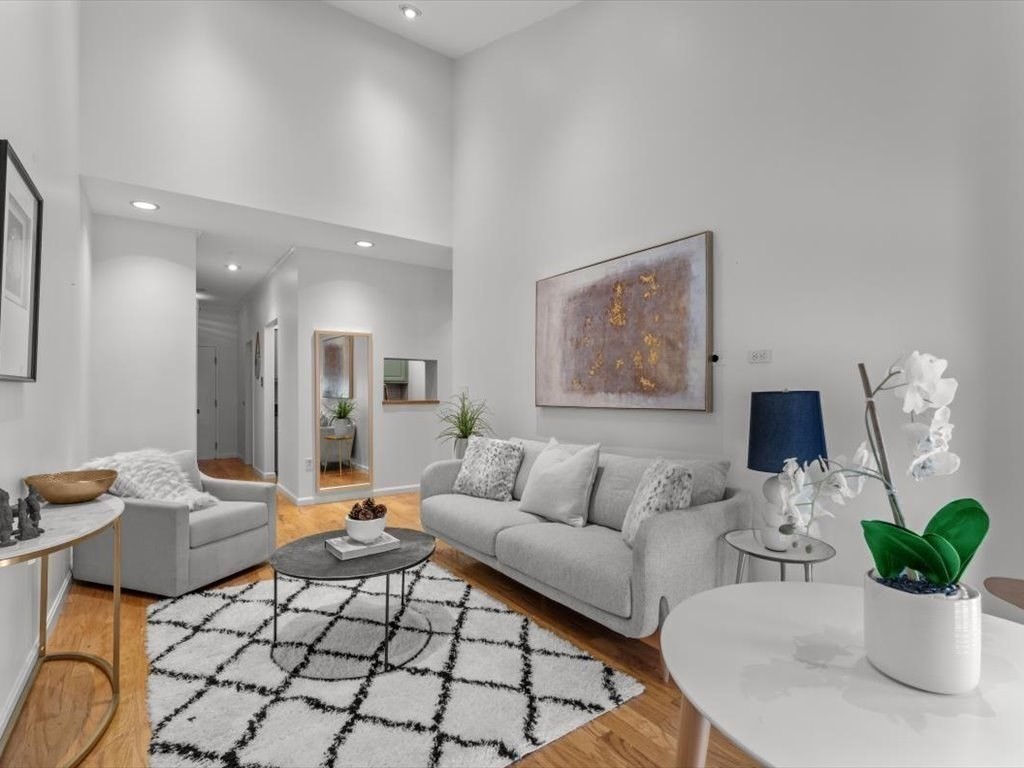 106 13th Street Unit 204, Charlestown, Boston, MA 02129