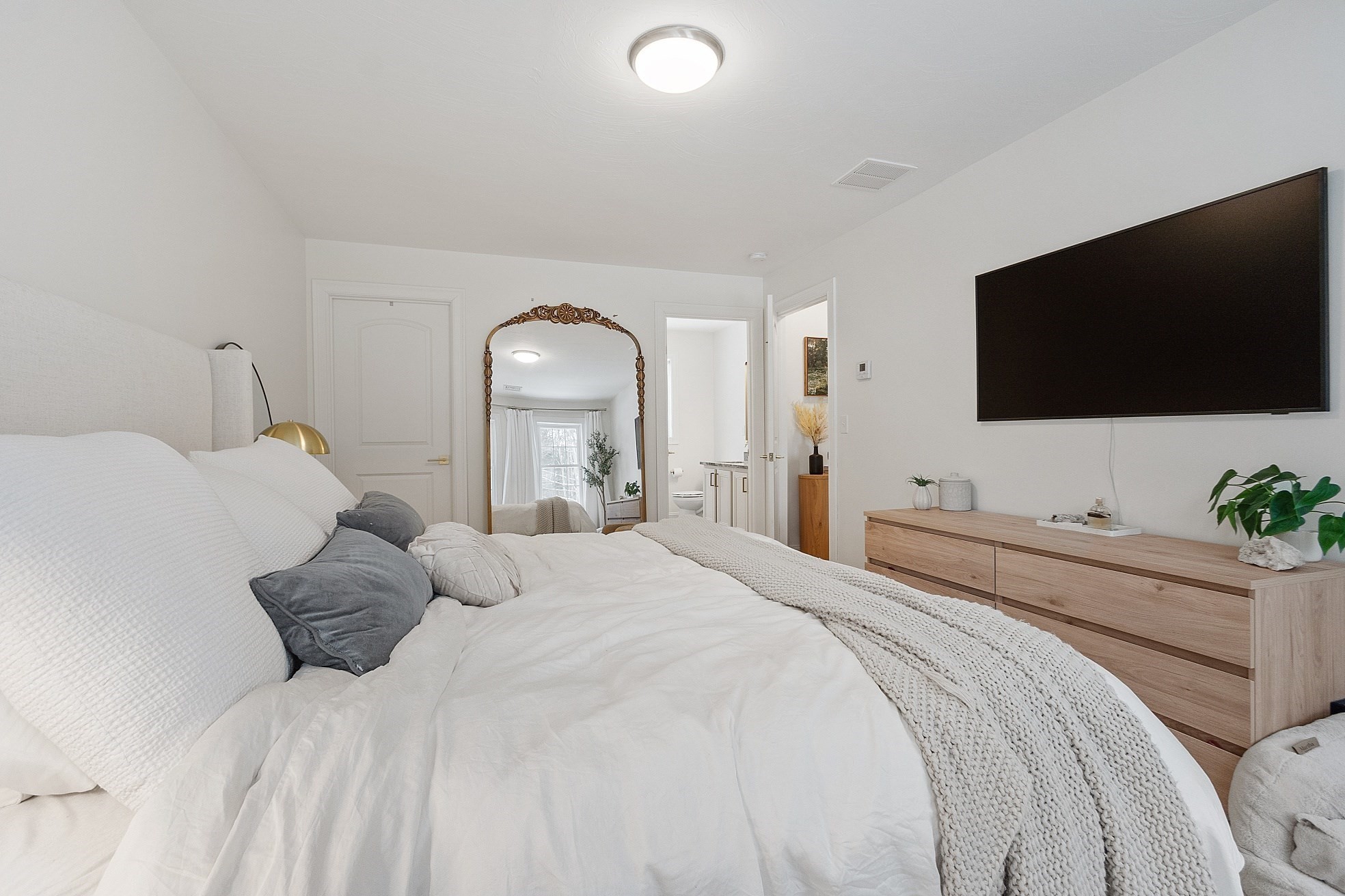 1180 Elm St Unit Willow, Leominster, MA 01453 - Image 24