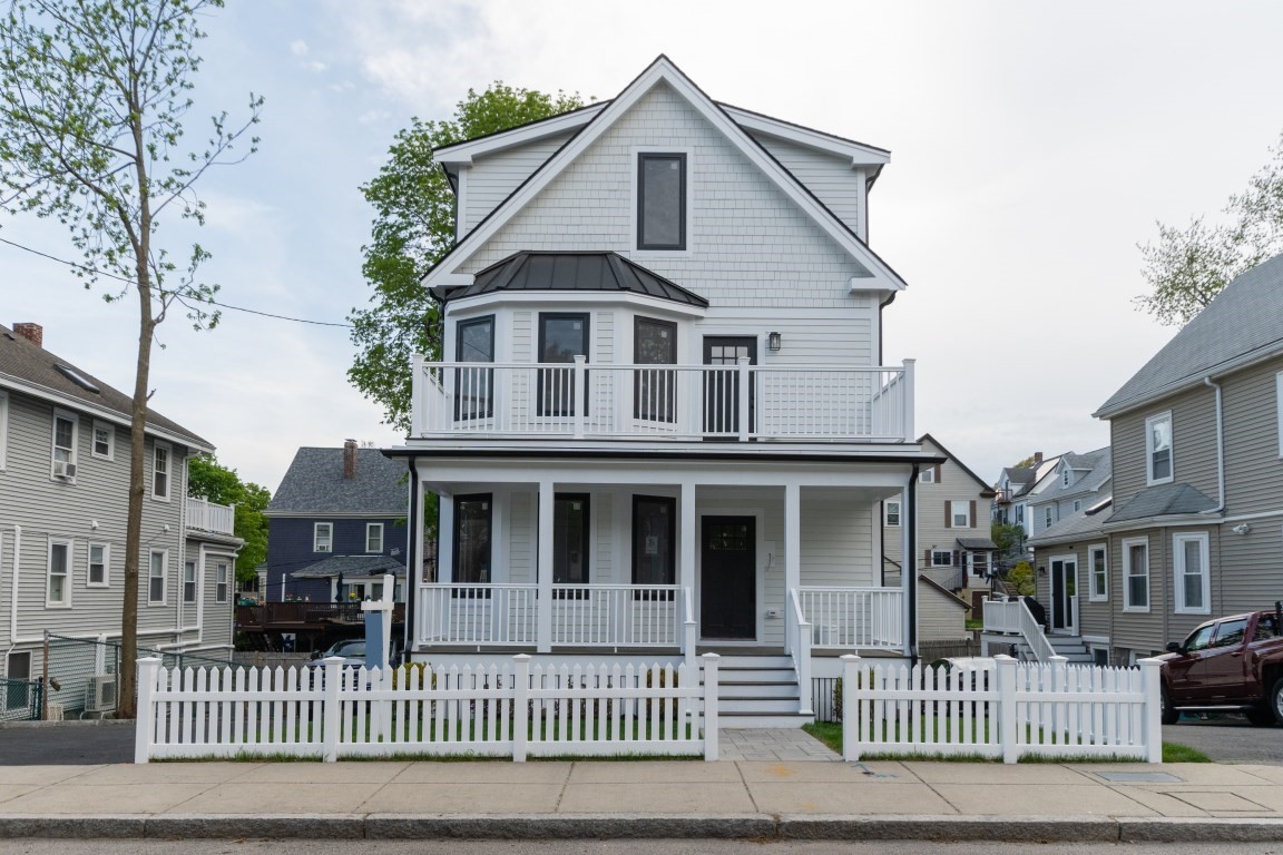 66 Farquhar St Unit A, Roslindale, Boston, MA 02131