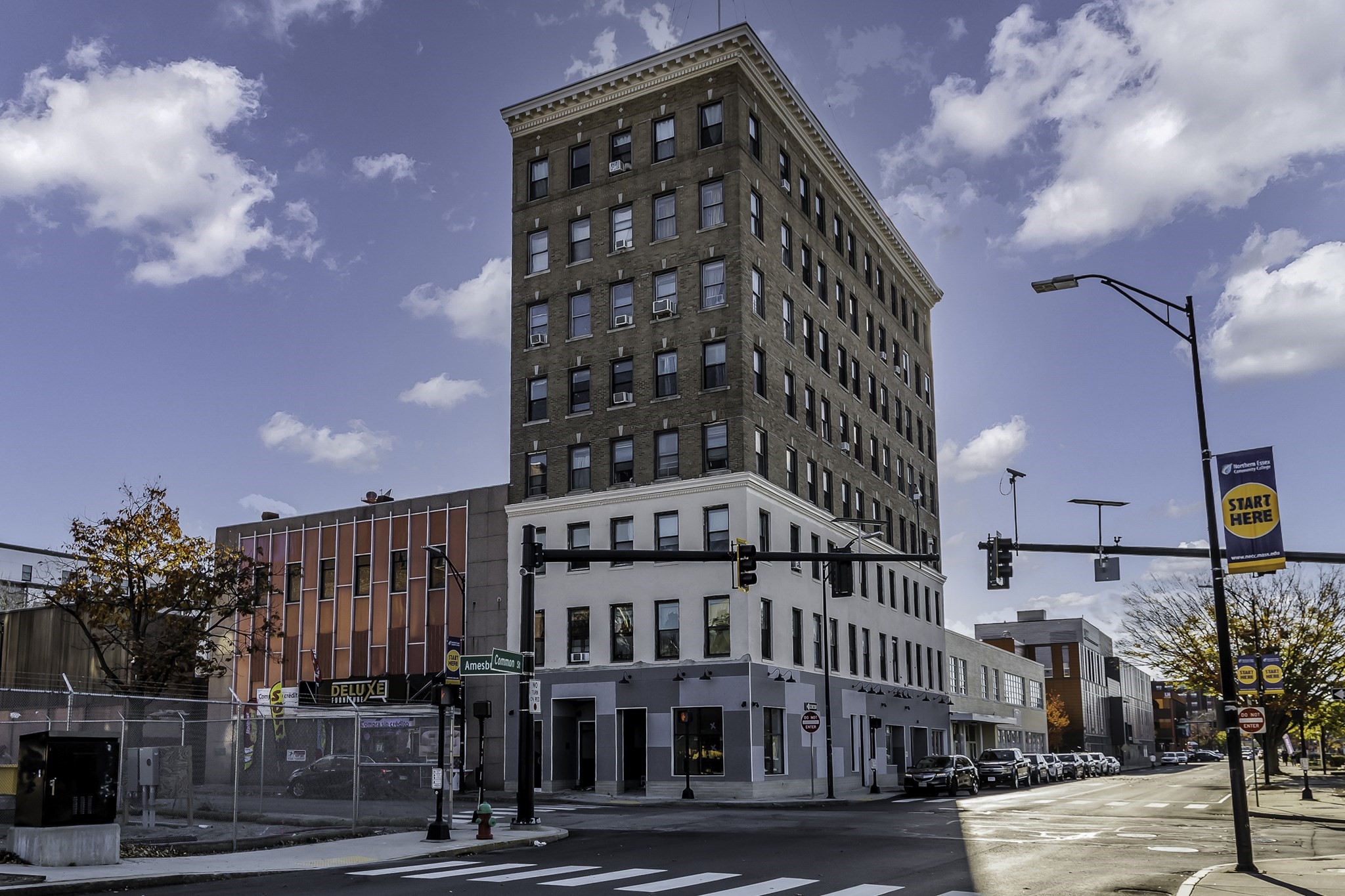 46 Amesbury St Unit 2B, Lawrence, MA 01840