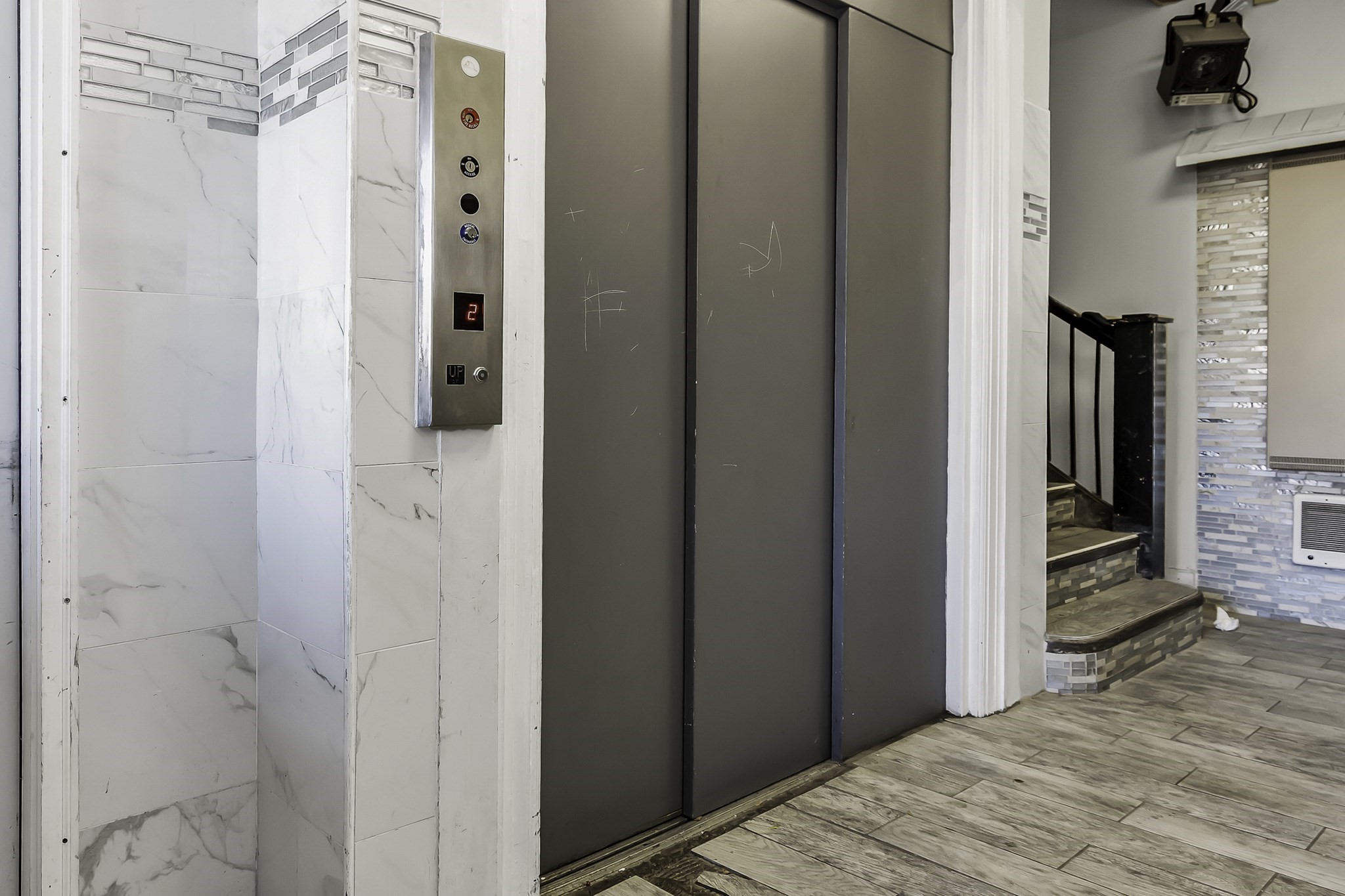 46 Amesbury St Unit 2B, Lawrence, MA 01840 - Image 3