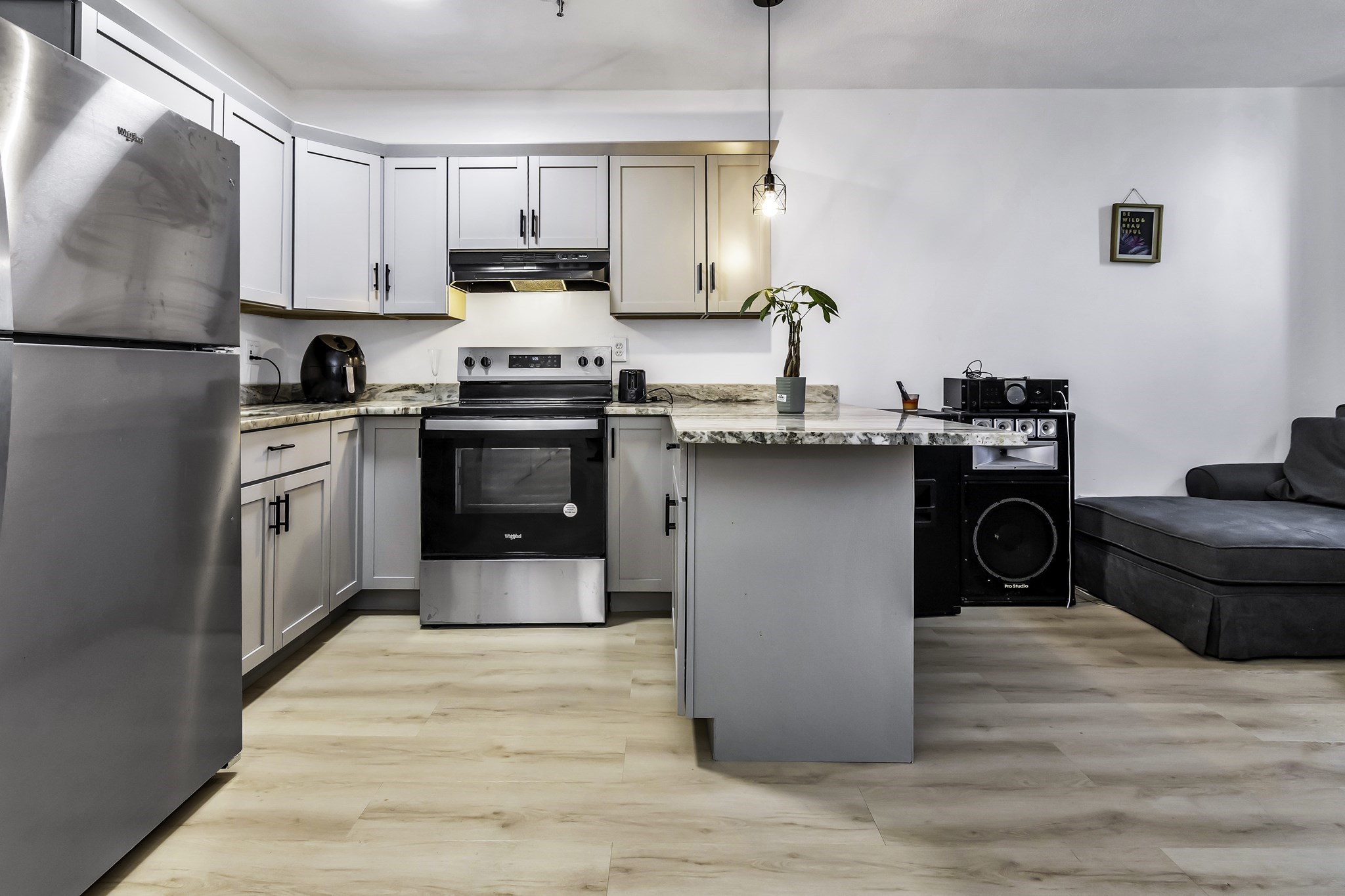 46 Amesbury St Unit 2B, Lawrence, MA 01840 - Image 4