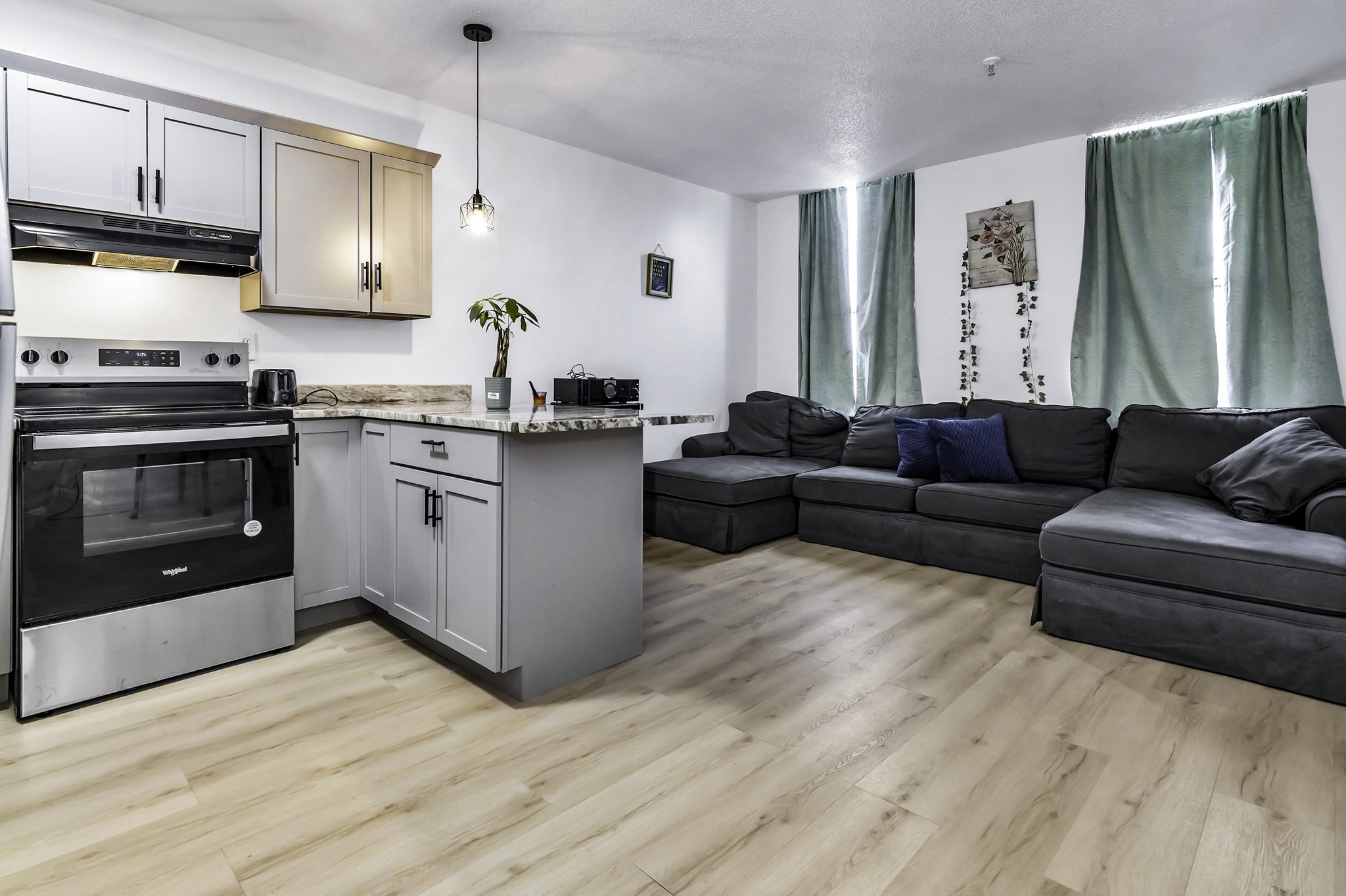 46 Amesbury St Unit 2B, Lawrence, MA 01840 - Image 5