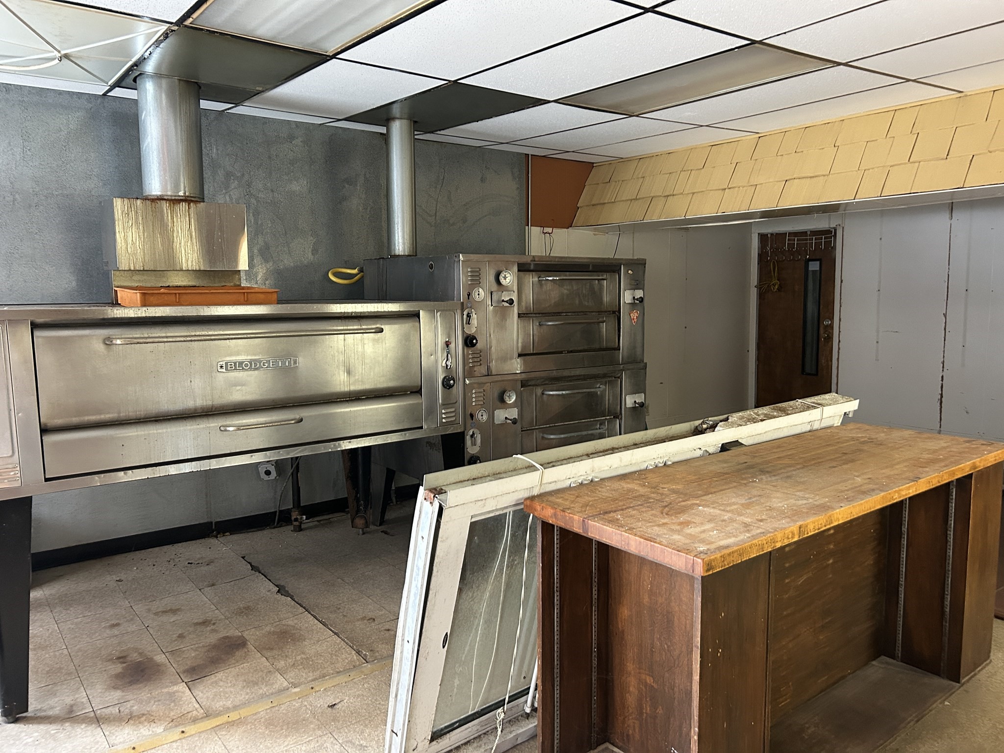 311 Merrimack St Unit Left, Lawrence, MA 01841 - Image 3