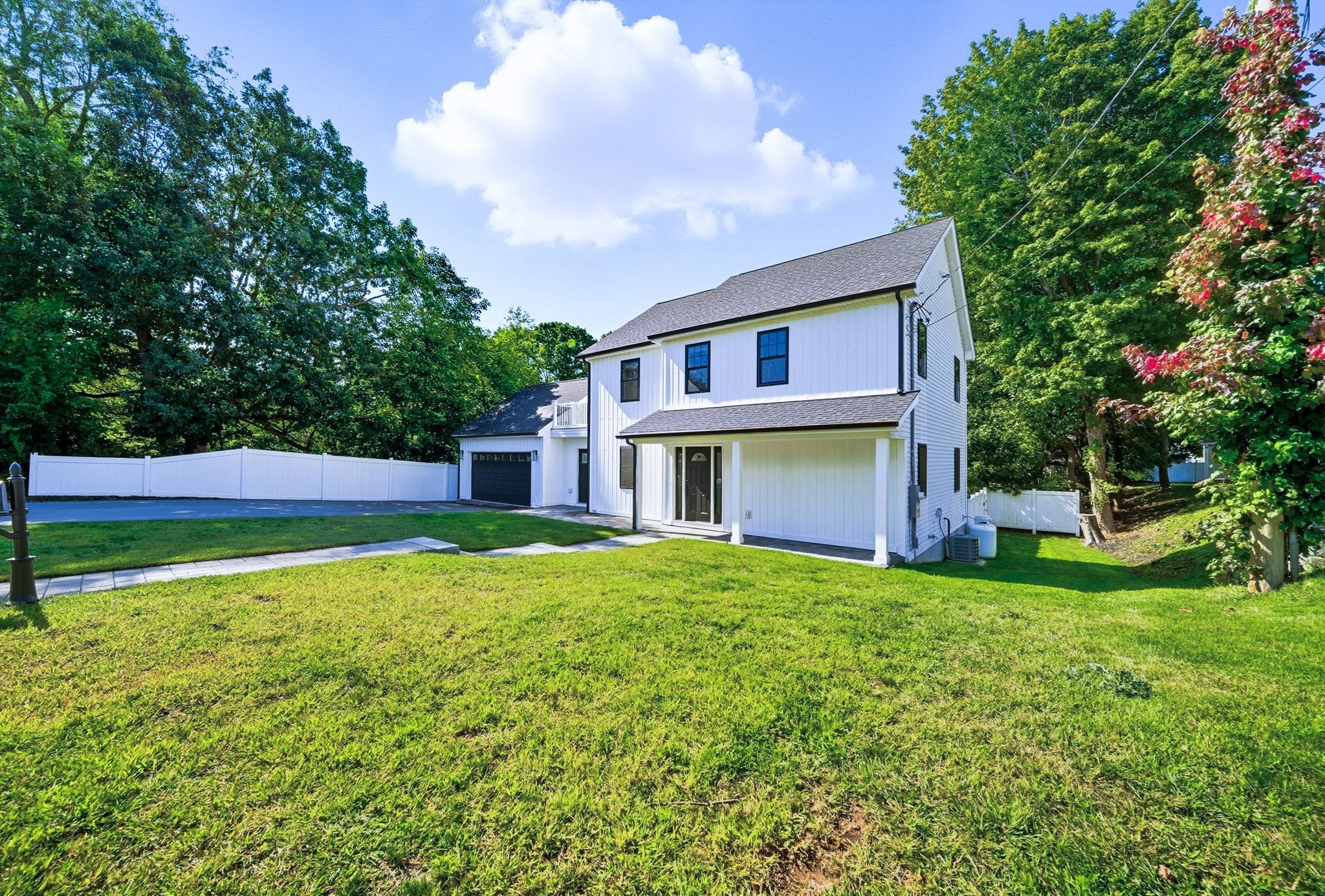 15 Lakeside Dr, Shrewsbury, MA 01545 - Image 3