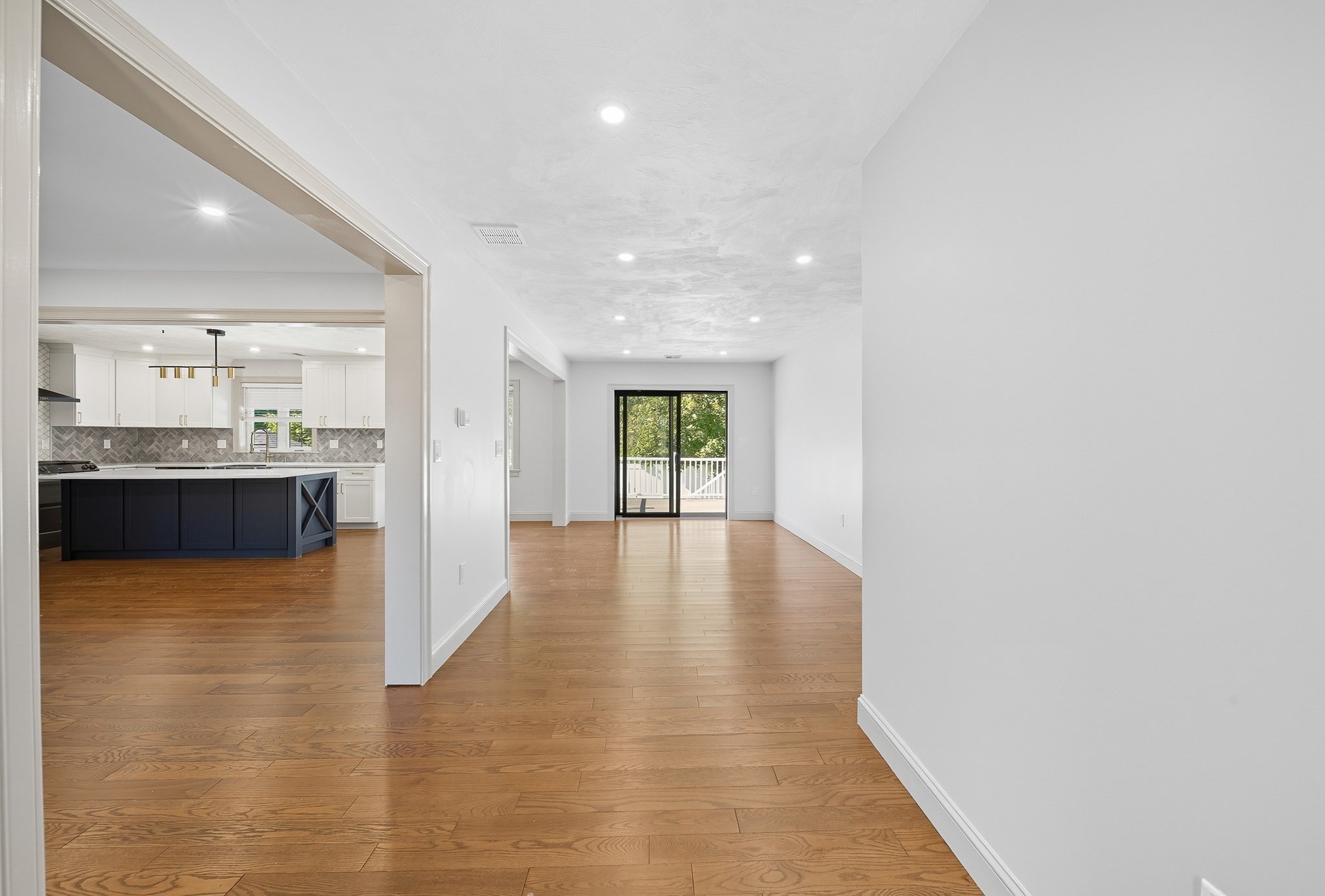 15 Lakeside Dr, Shrewsbury, MA 01545 - Image 5