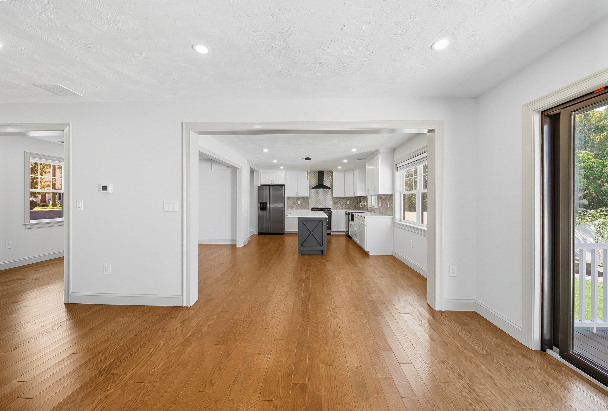 15 Lakeside Dr, Shrewsbury, MA 01545 - Image 7