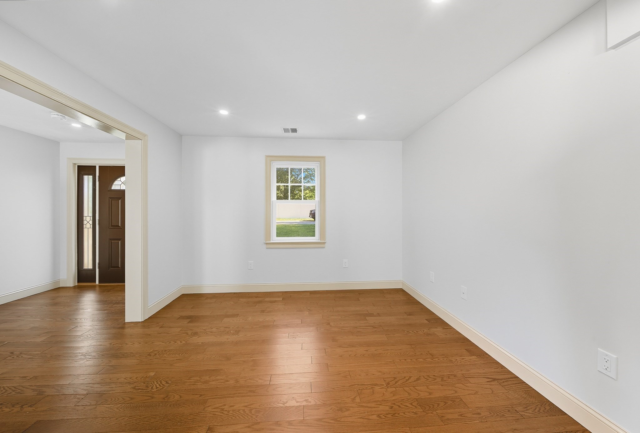 15 Lakeside Dr, Shrewsbury, MA 01545 - Image 10