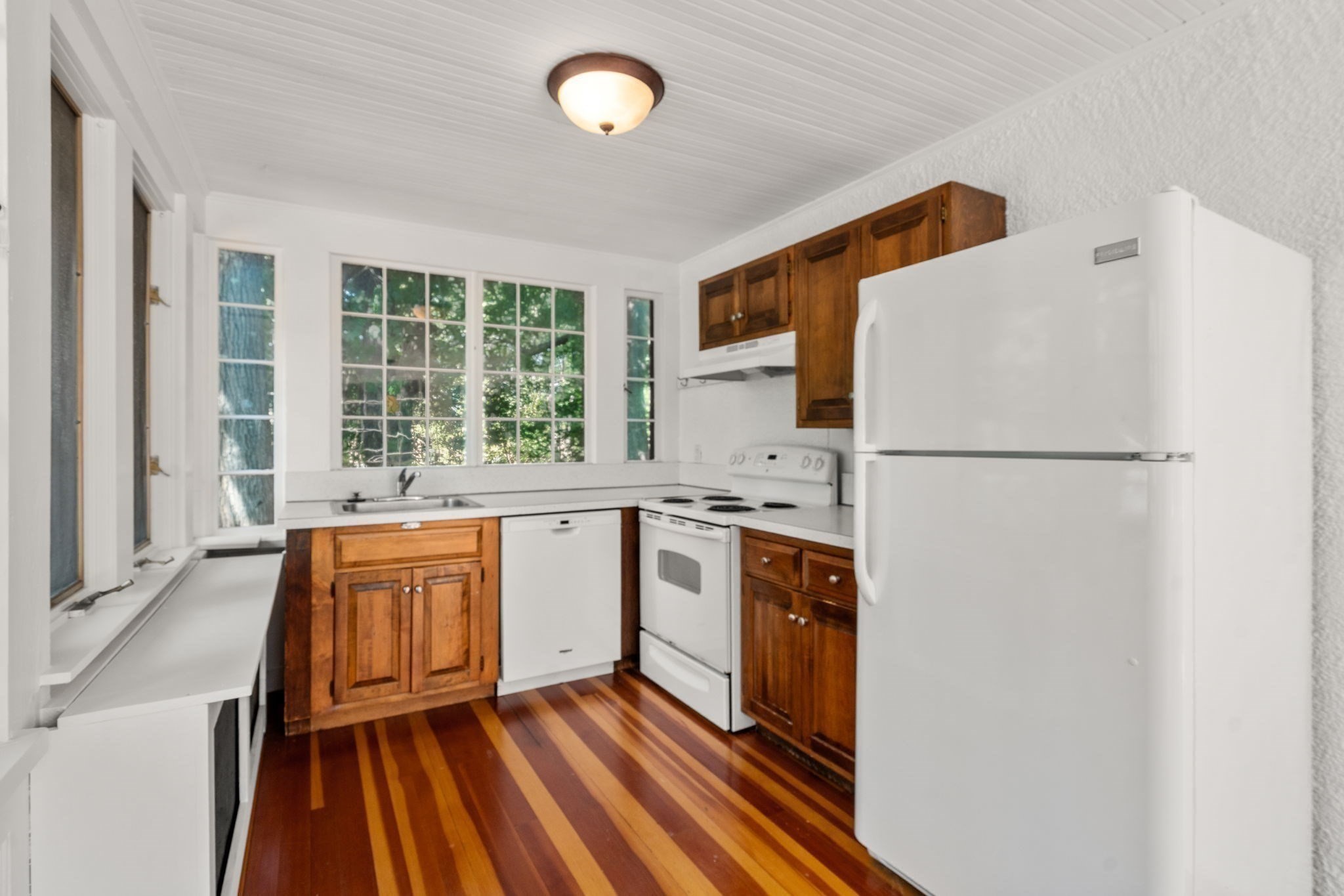 9 Hampden Street, Wellesley, MA 02482 - Image 28