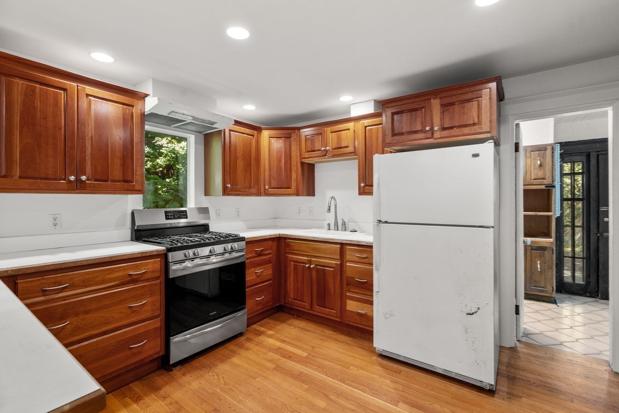 9 Hampden Street, Wellesley, MA 02482 - Image 10