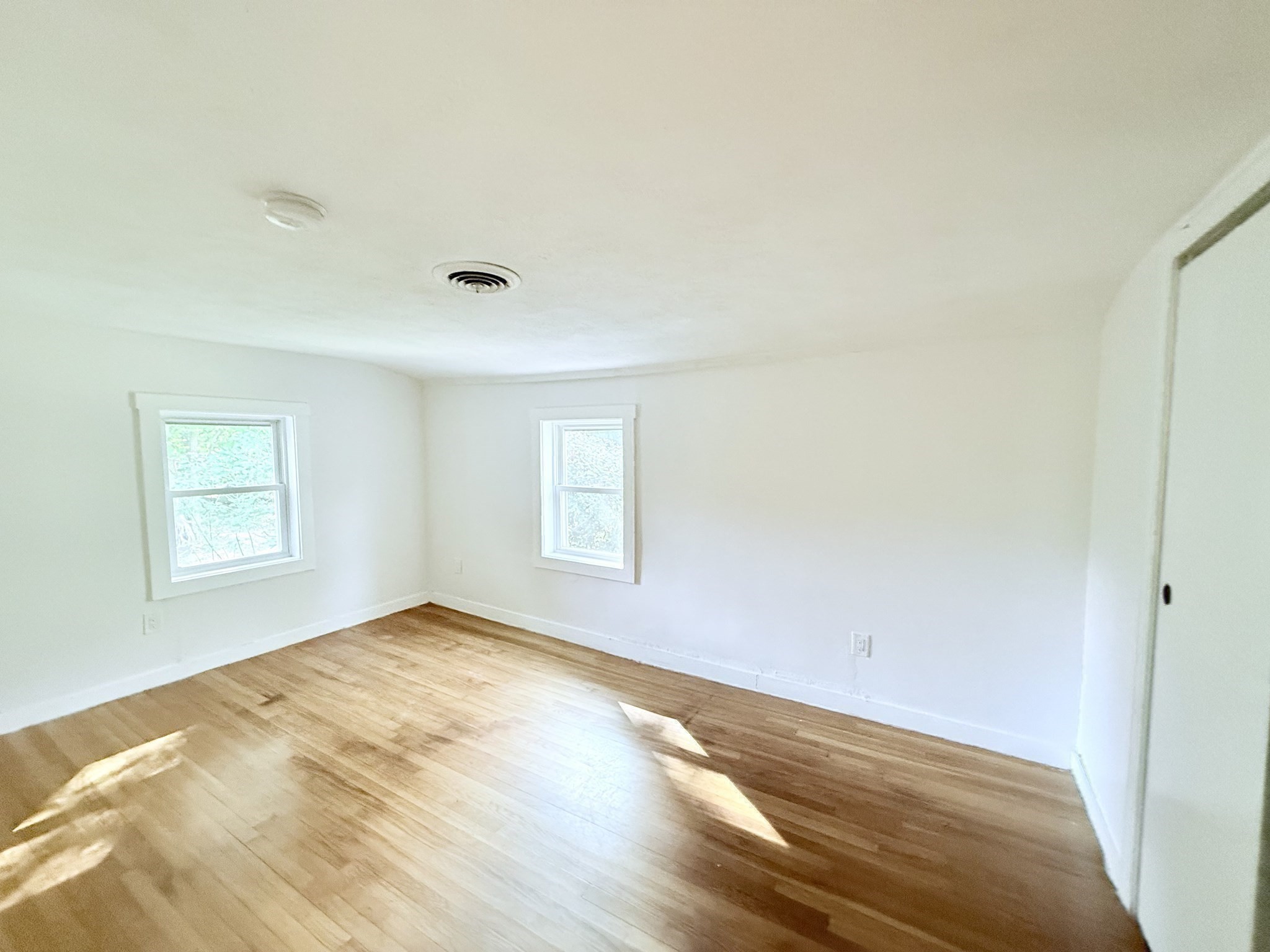 975 S Main St, Bellingham, MA 02019 - Image 29
