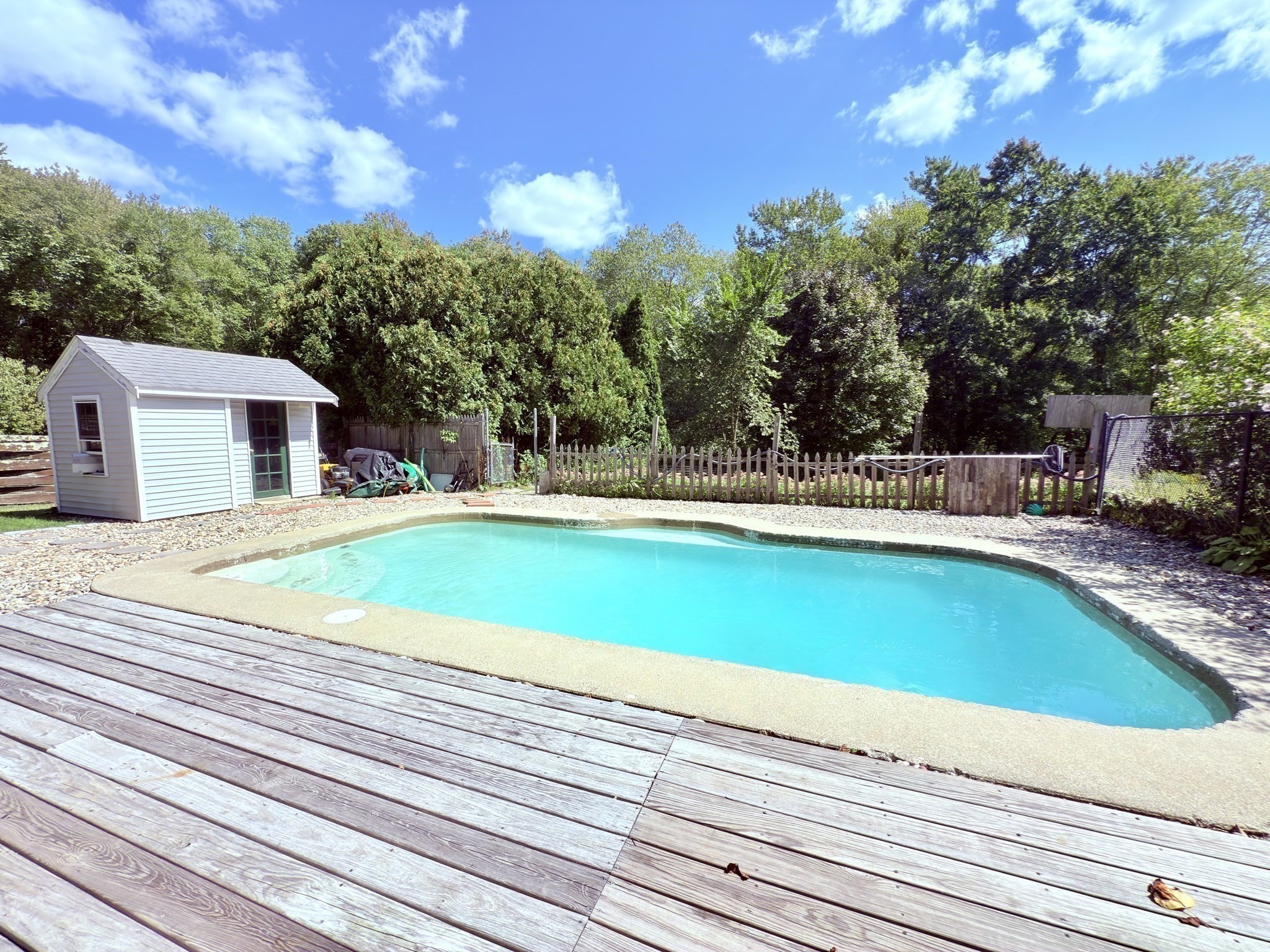 975 S Main St, Bellingham, MA 02019 - Image 4