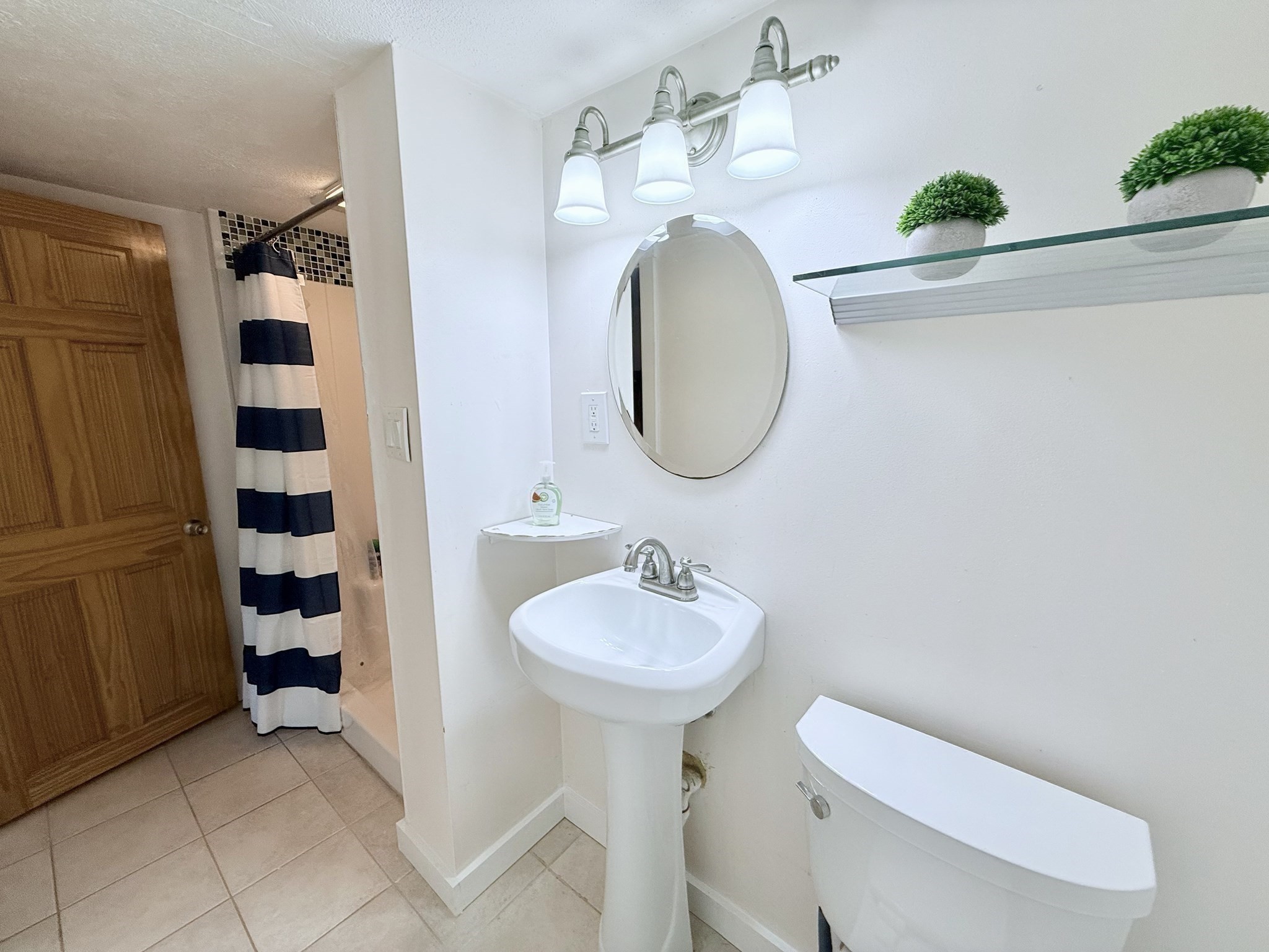 975 S Main St, Bellingham, MA 02019 - Image 38