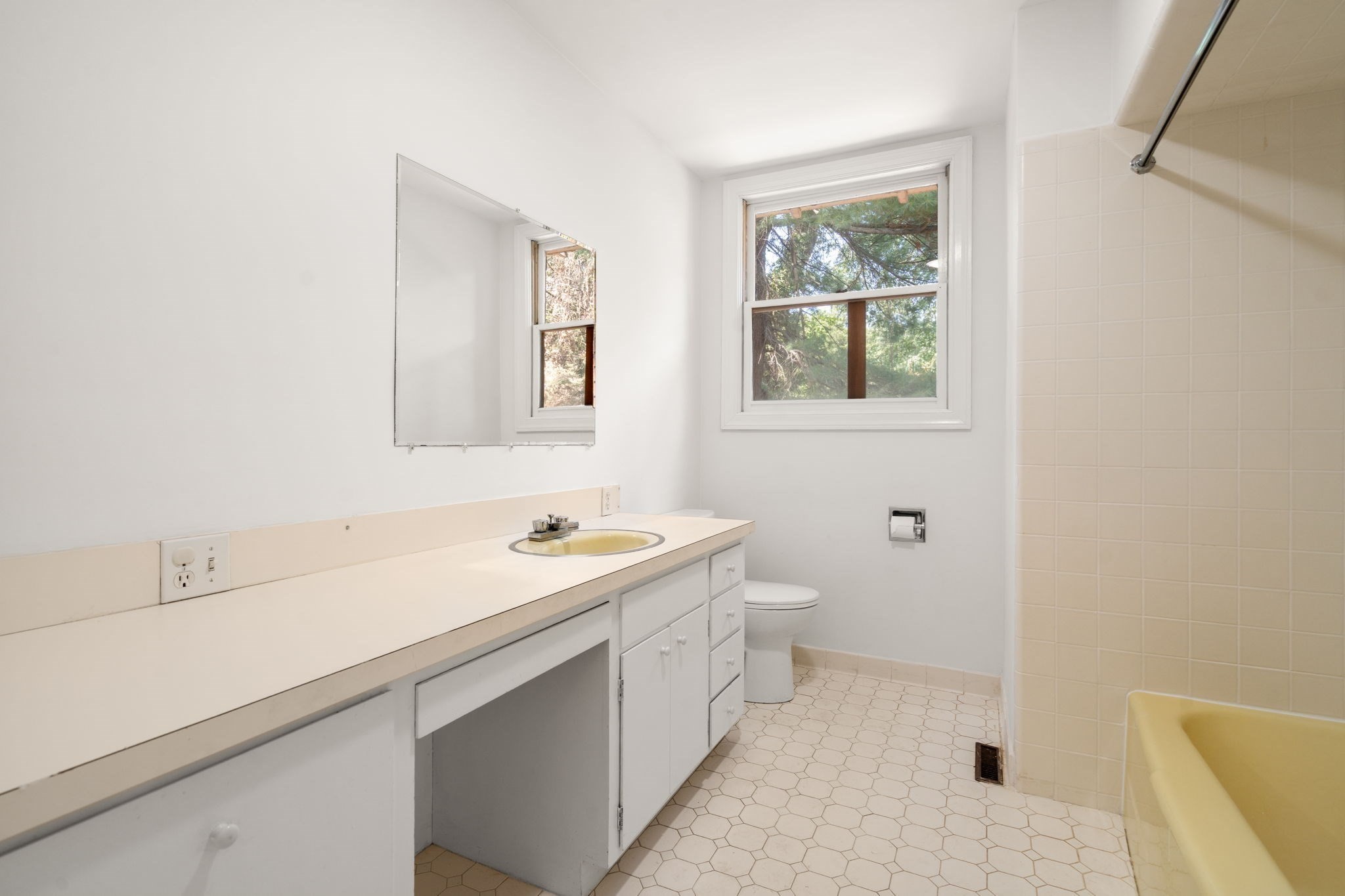 136 Dudley Rd, Newton, MA 02459 - Image 16