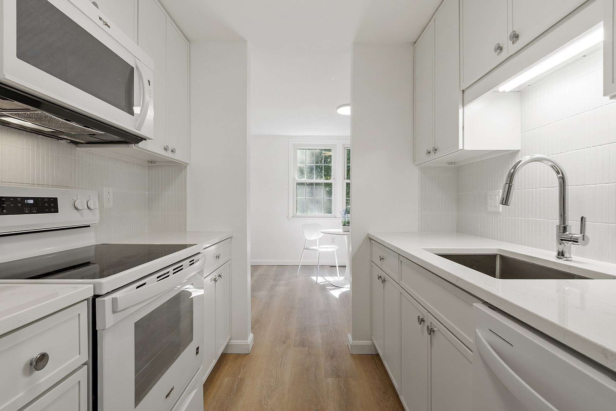 61 Patrick Road Unit 61, Tewksbury, MA 01876 - Image 13