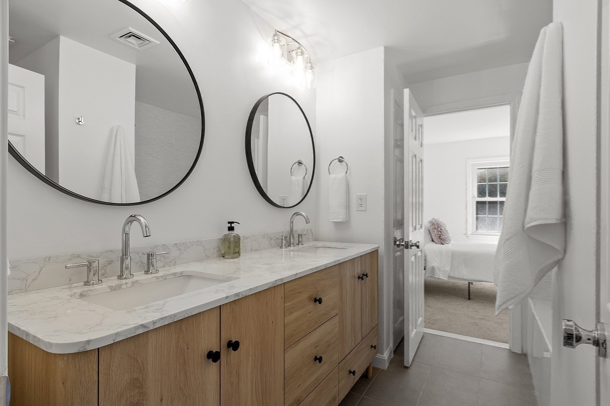 61 Patrick Road Unit 61, Tewksbury, MA 01876 - Image 28