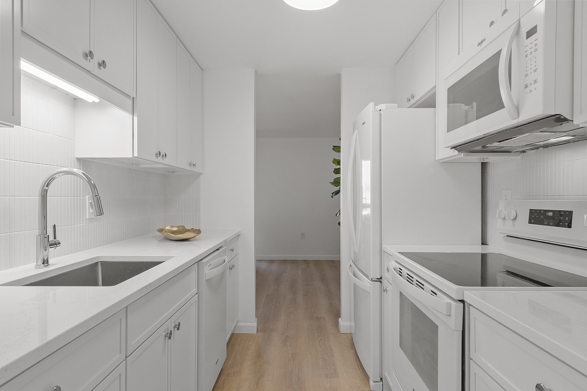 61 Patrick Road Unit 61, Tewksbury, MA 01876 - Image 10