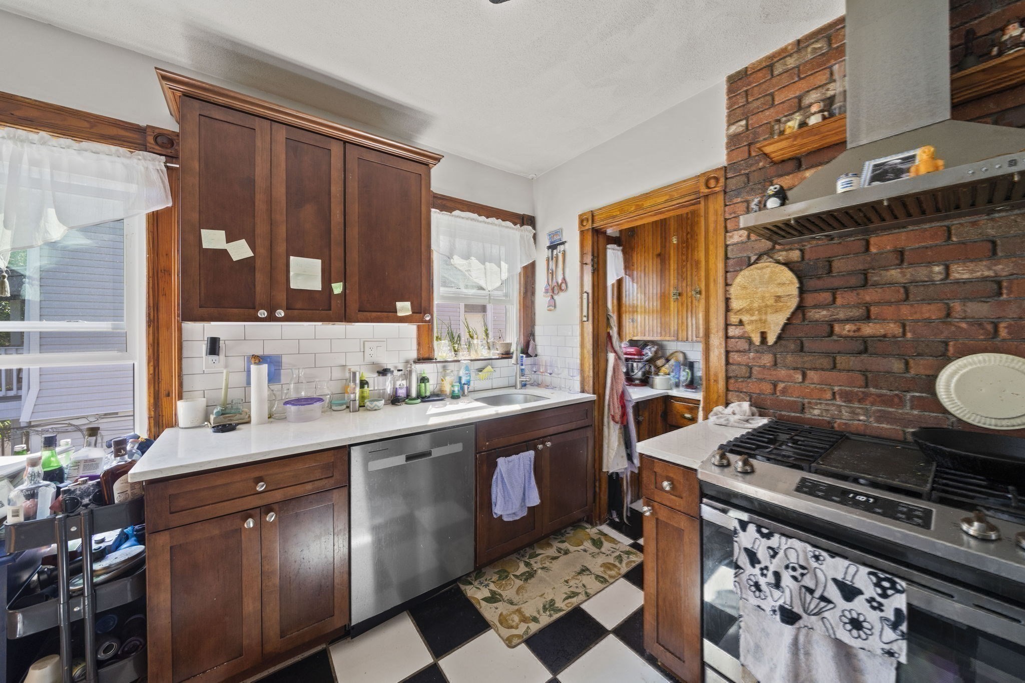 16 Hamilton Rd, Somerville, MA 02144 - Image 32