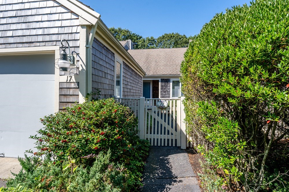 17 Kates Path Unit A, Yarmouth, MA 02675 - Image 2