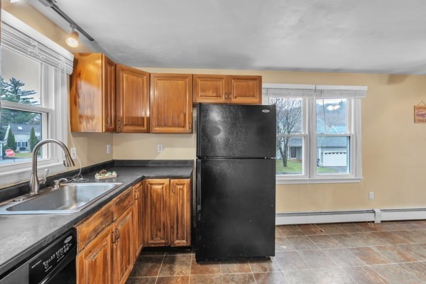 7 Valleyview Ct Unit 3, Fitchburg, MA 01420 - Image 11