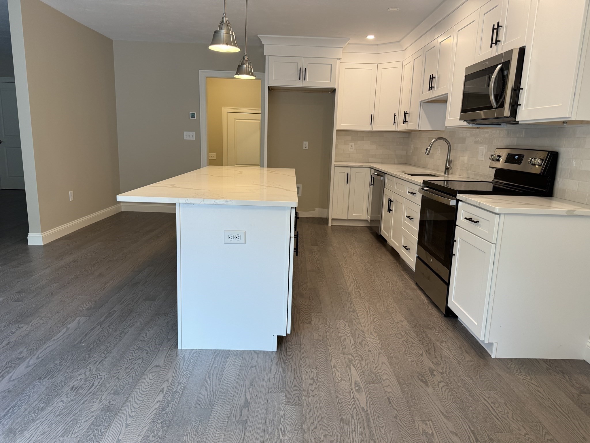 492 Richmond Street Unit B, Taunton, MA 02718 - Image 16