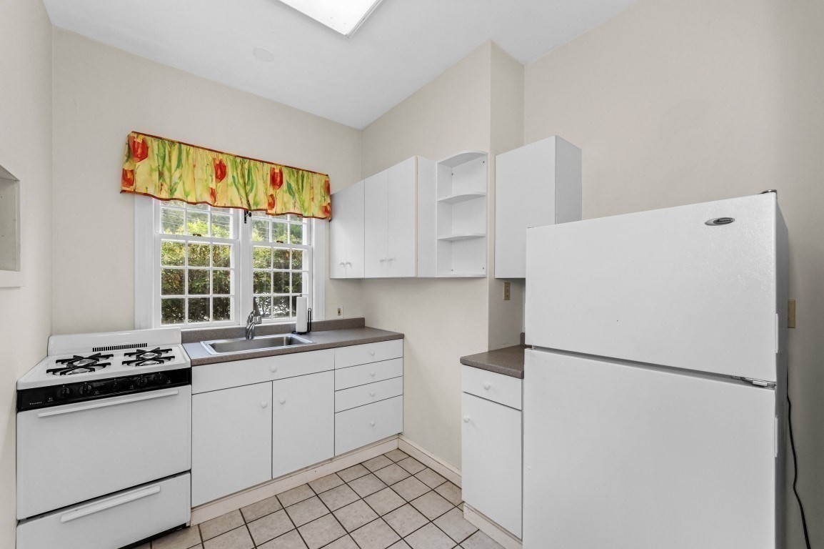 11 Maple, West Newbury, MA 01985 - Image 7