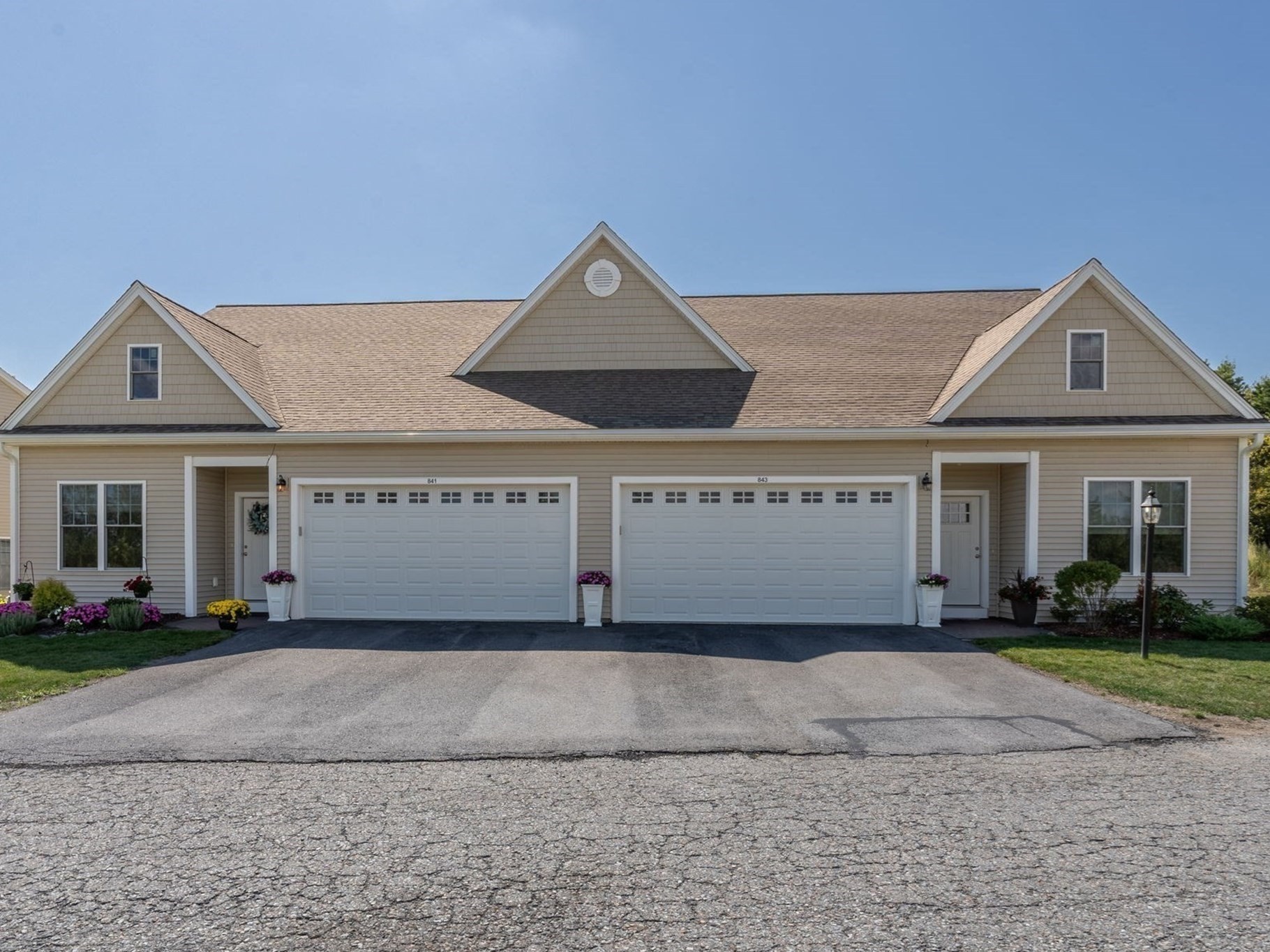 843 Ledgewood Way Unit 843, Clinton, MA 01510 - Image 3