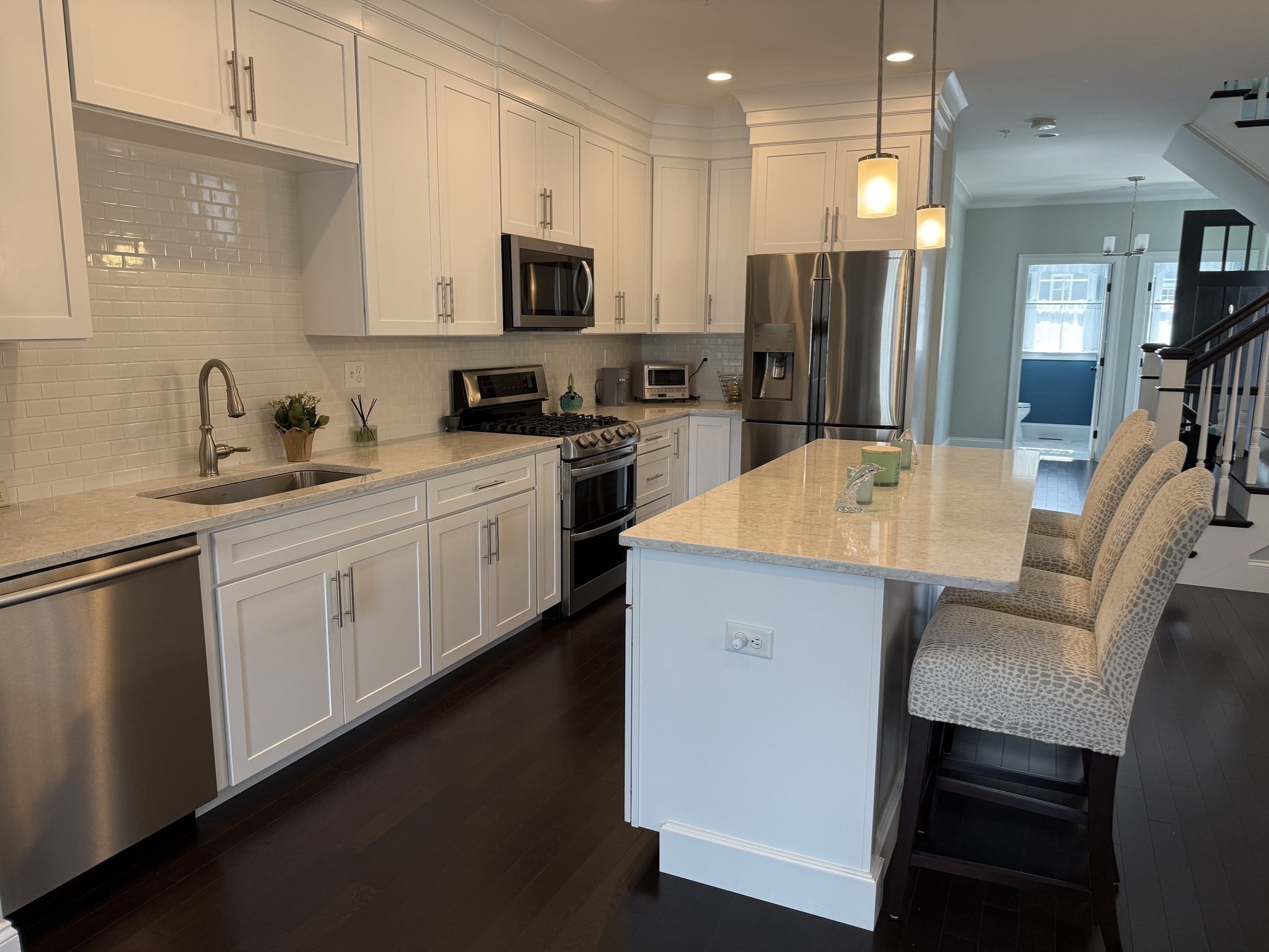 13 Birkdale Ln Unit 13, Hopkinton, MA 01748 - Image 2