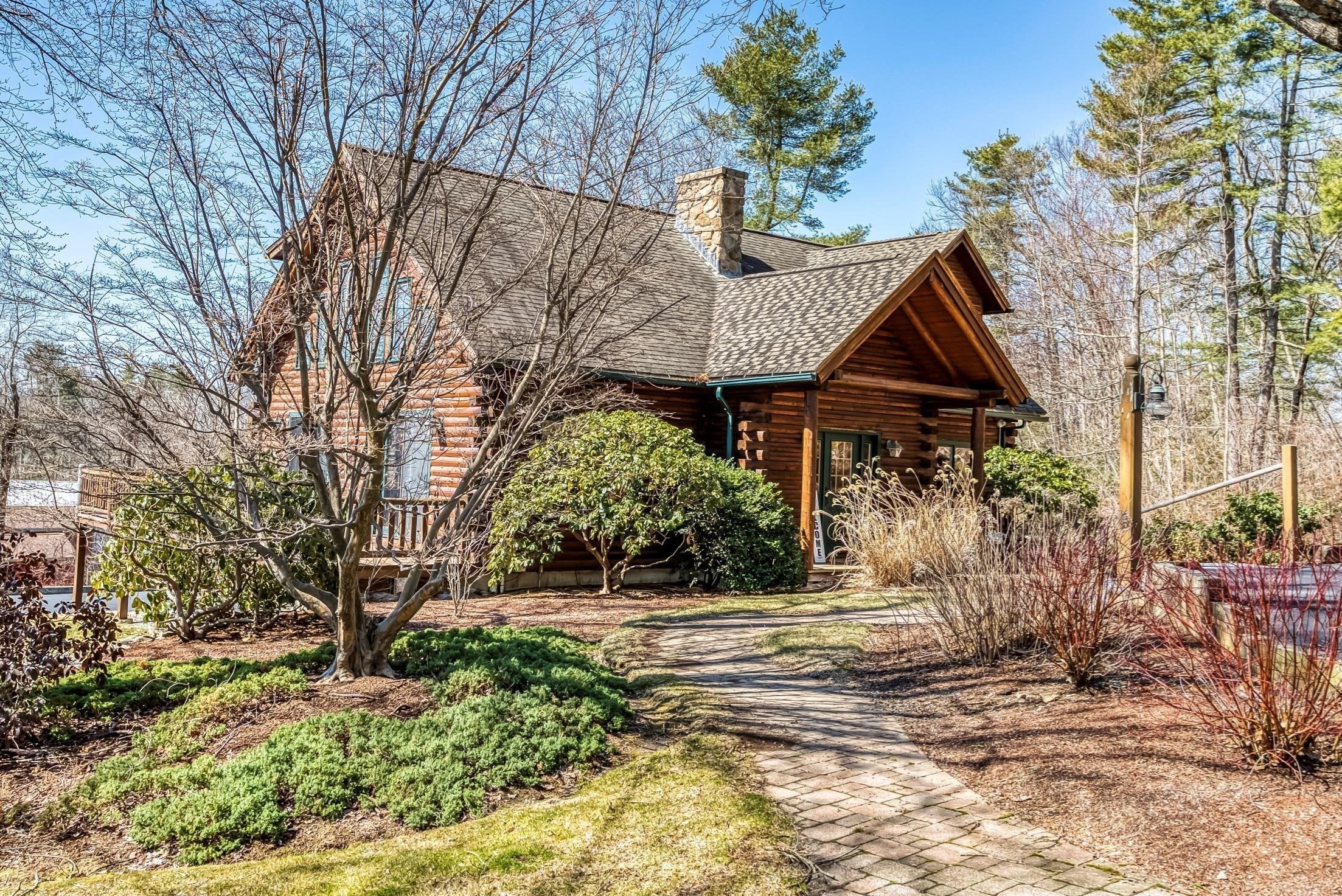 105 Uxbridge Rd, Mendon, MA 01756 - Image 2