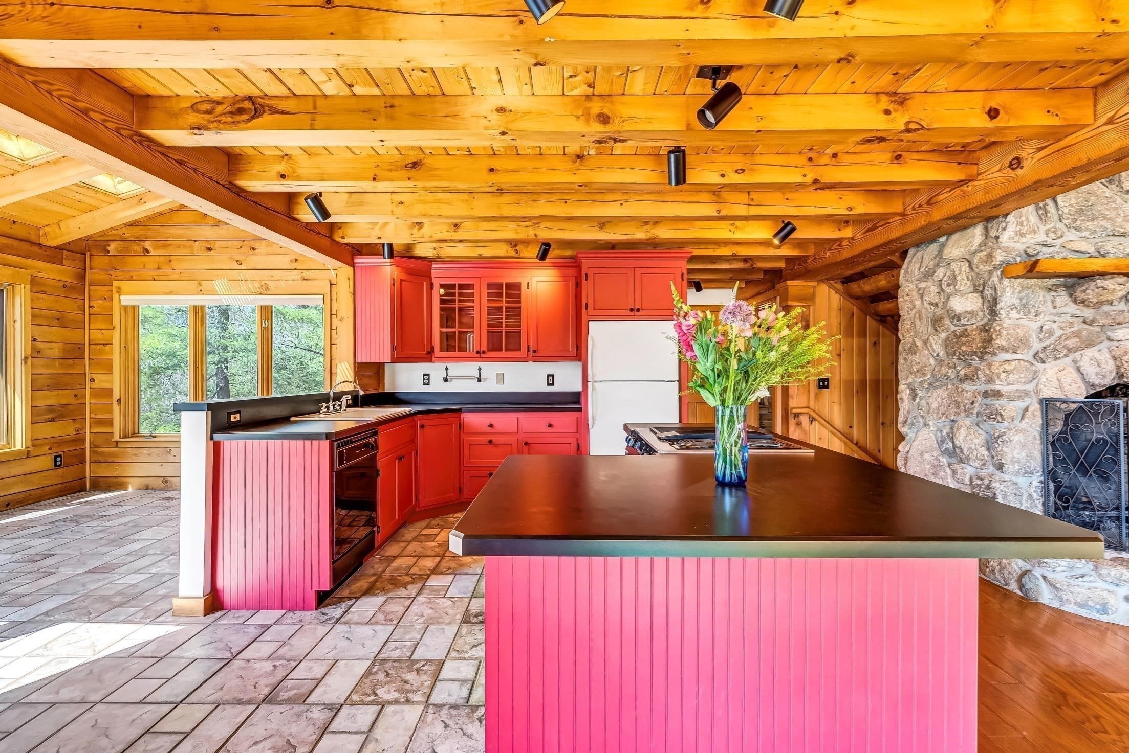 105 Uxbridge Rd, Mendon, MA 01756 - Image 12