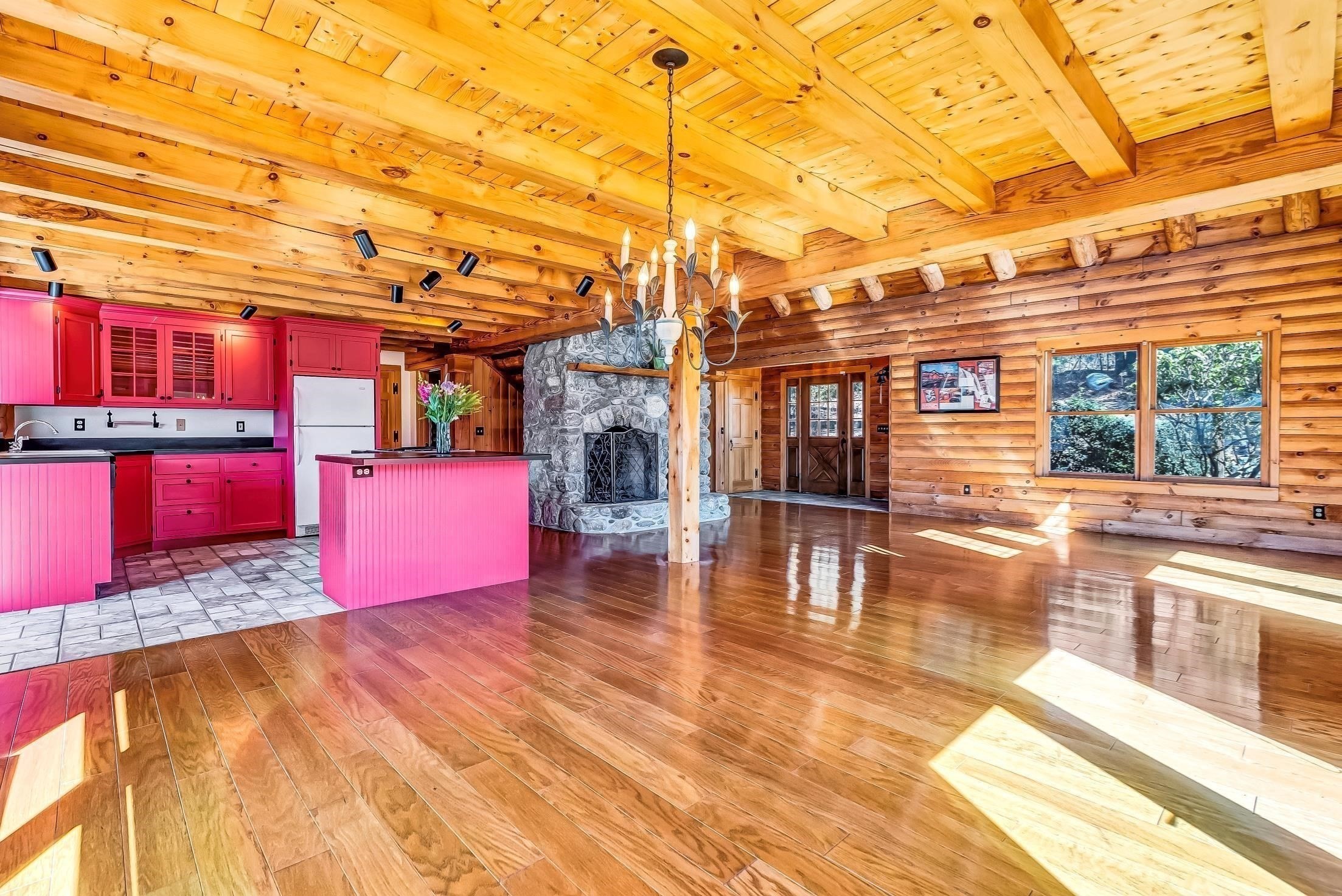 105 Uxbridge Rd, Mendon, MA 01756 - Image 10