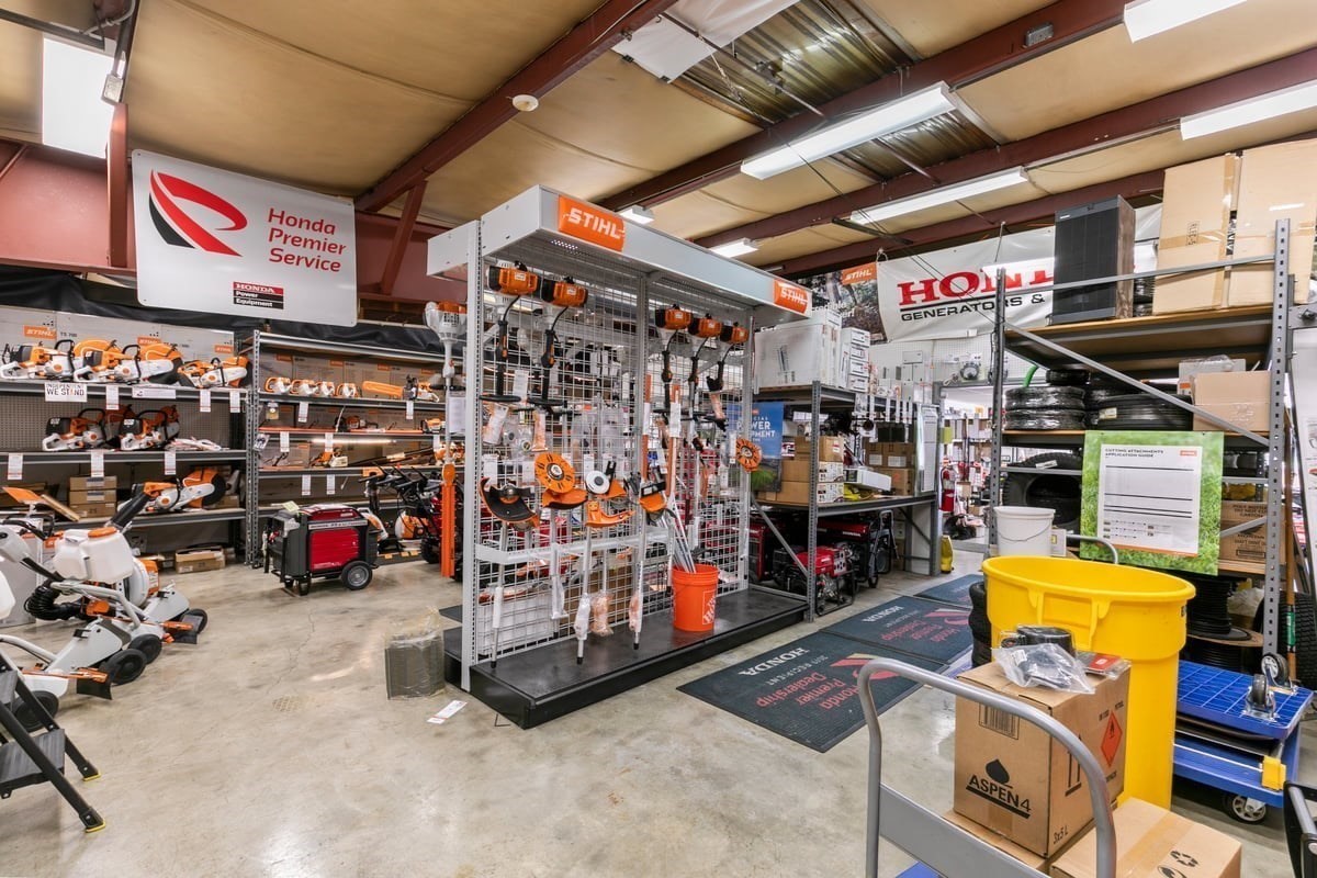 746 Amesbury Rd, Haverhill, MA 01830 - Image 12