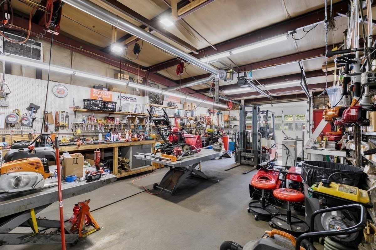 746 Amesbury Rd, Haverhill, MA 01830 - Image 14