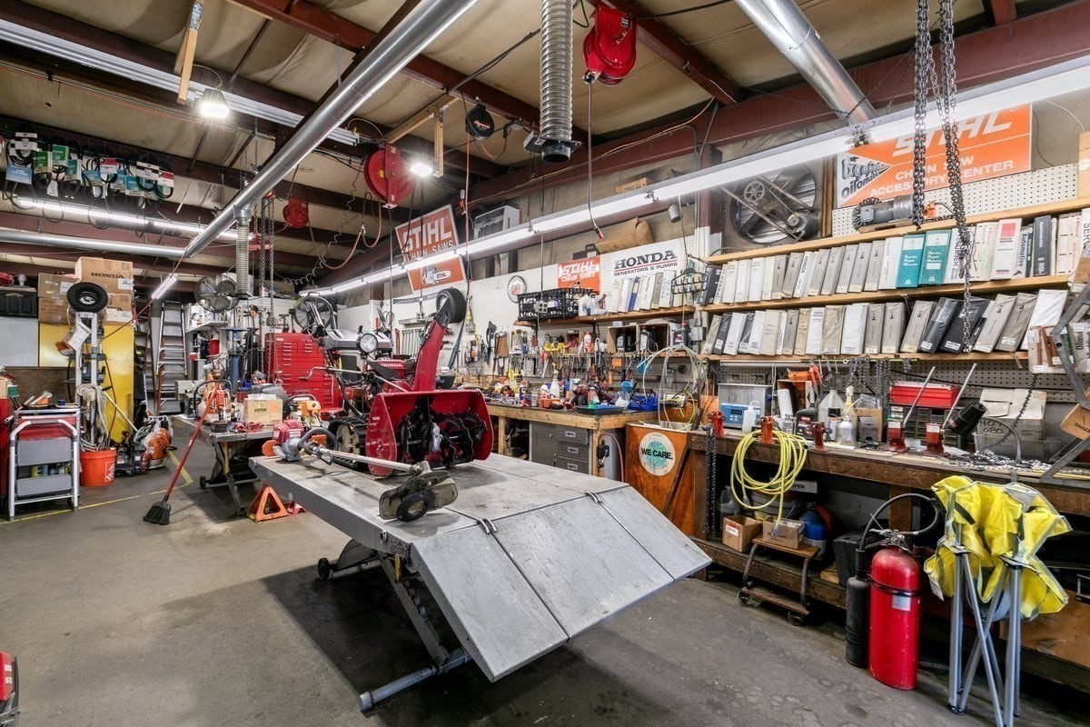 746 Amesbury Rd, Haverhill, MA 01830 - Image 18