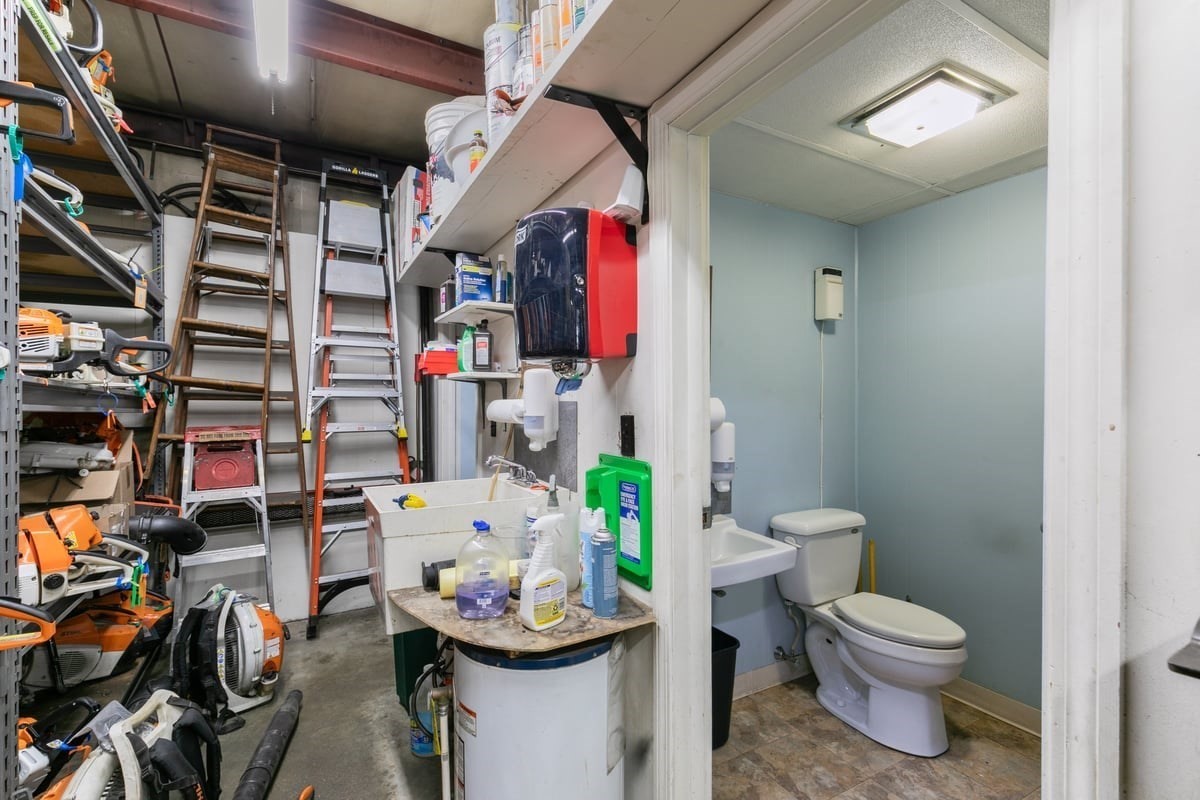 746 Amesbury Rd, Haverhill, MA 01830 - Image 20