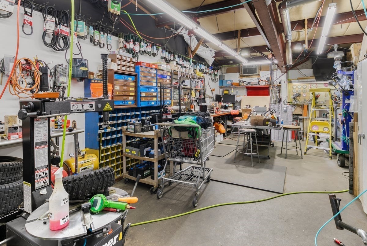 746 Amesbury Rd, Haverhill, MA 01830 - Image 24