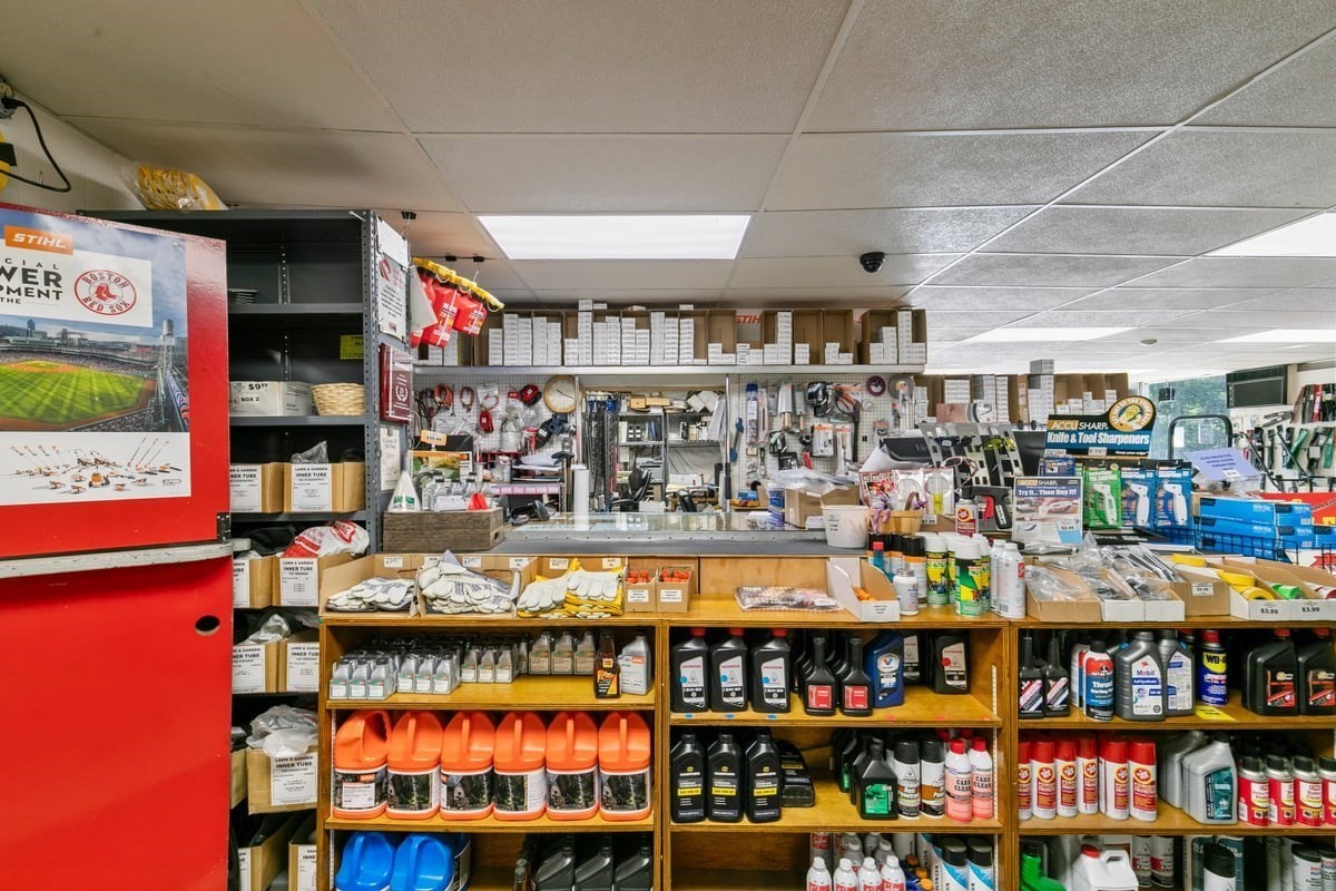 746 Amesbury Rd, Haverhill, MA 01830 - Image 26