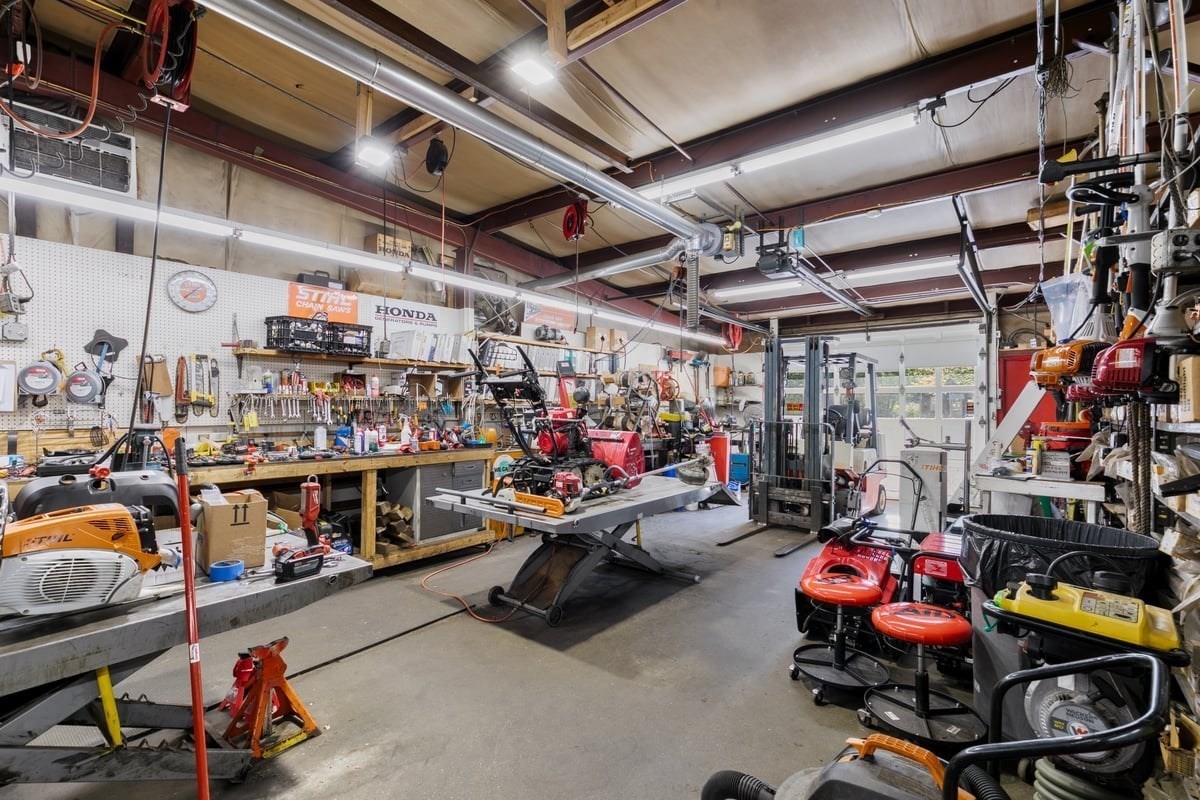 746 Amesbury Rd, Haverhill, MA 01830 - Image 29