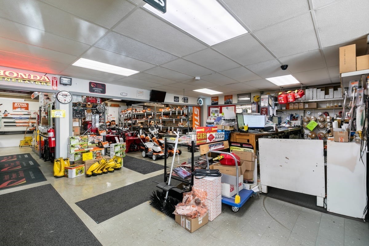 746 Amesbury Rd, Haverhill, MA 01830 - Image 32