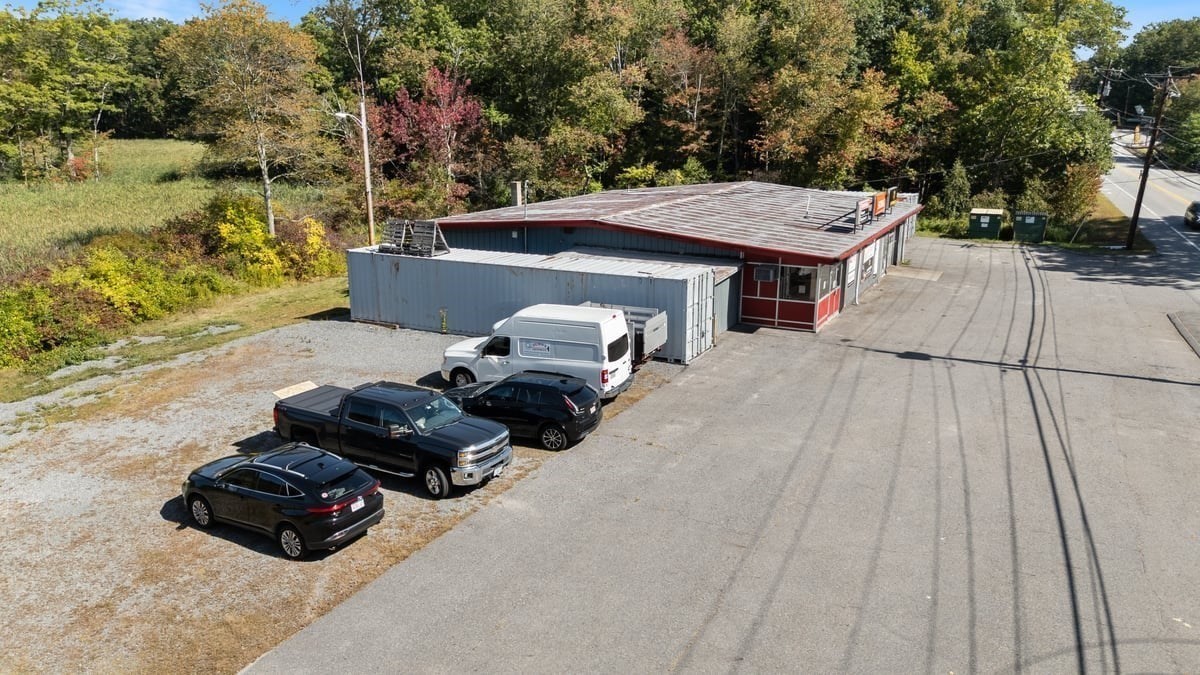 746 Amesbury Rd, Haverhill, MA 01830 - Image 7