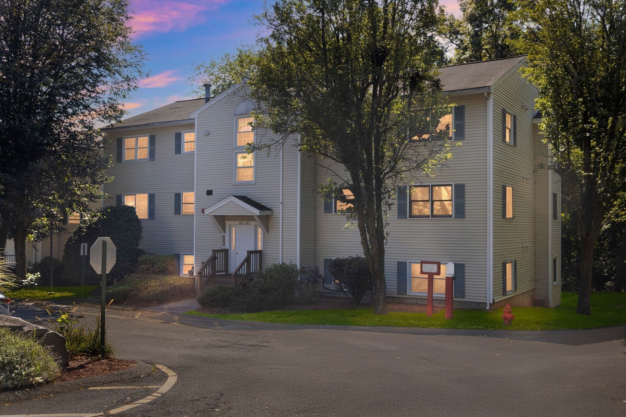 375 Aiken Ave Unit 4, Lowell, MA 01850