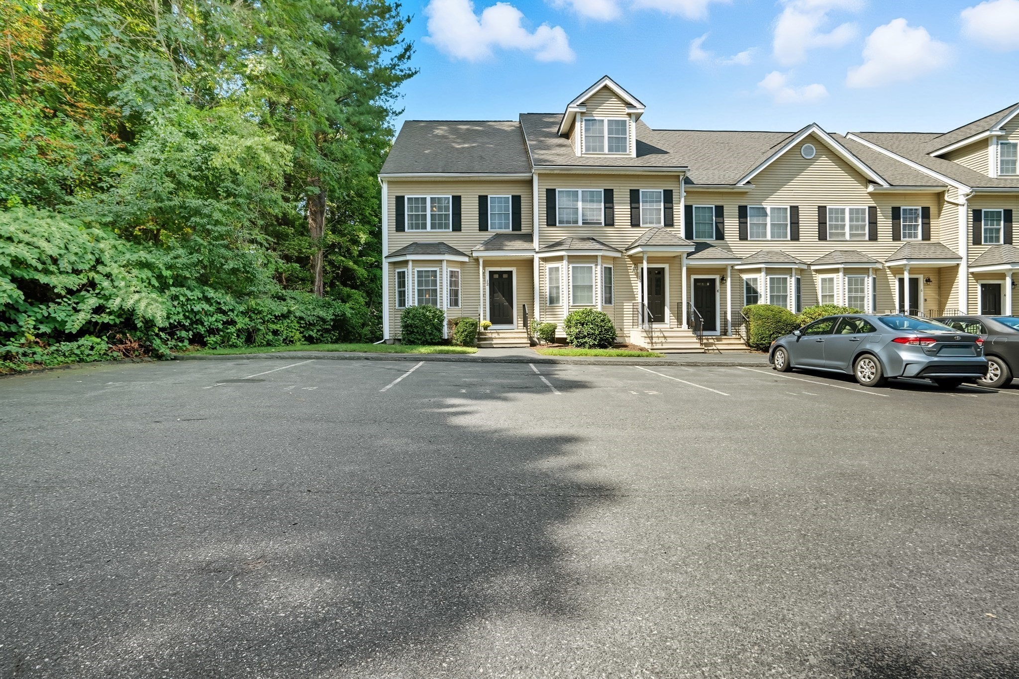 12 Birchbrush Ln Unit 12, Worcester, MA 01606 - Image 3